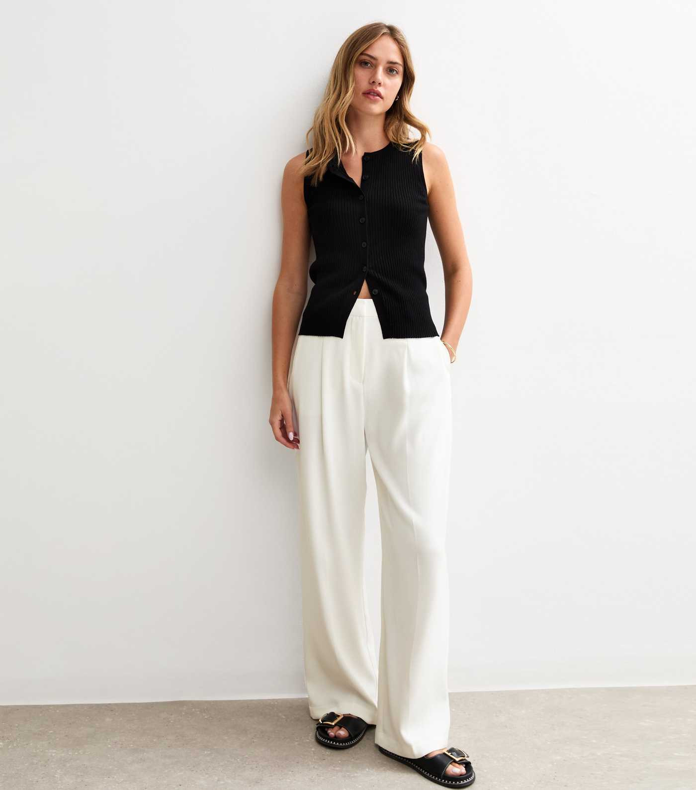 White Wide Leg Tailored Trousers | New Look | New Look (UK)