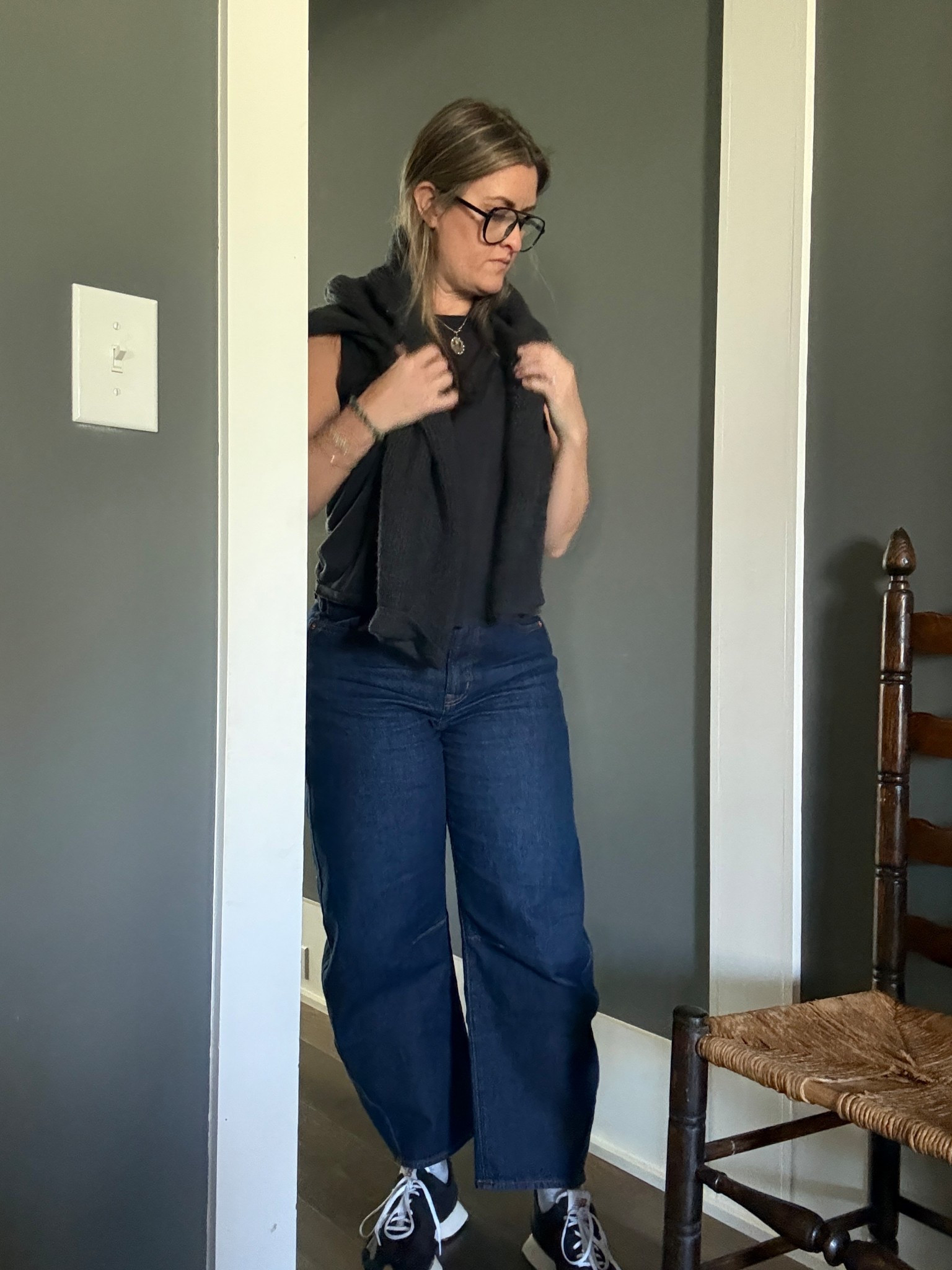 Loving my favorite barrel jeans in this dark wash too 🖤🖤

#LTKootd #LTKgrwm #LTKSaleAlert