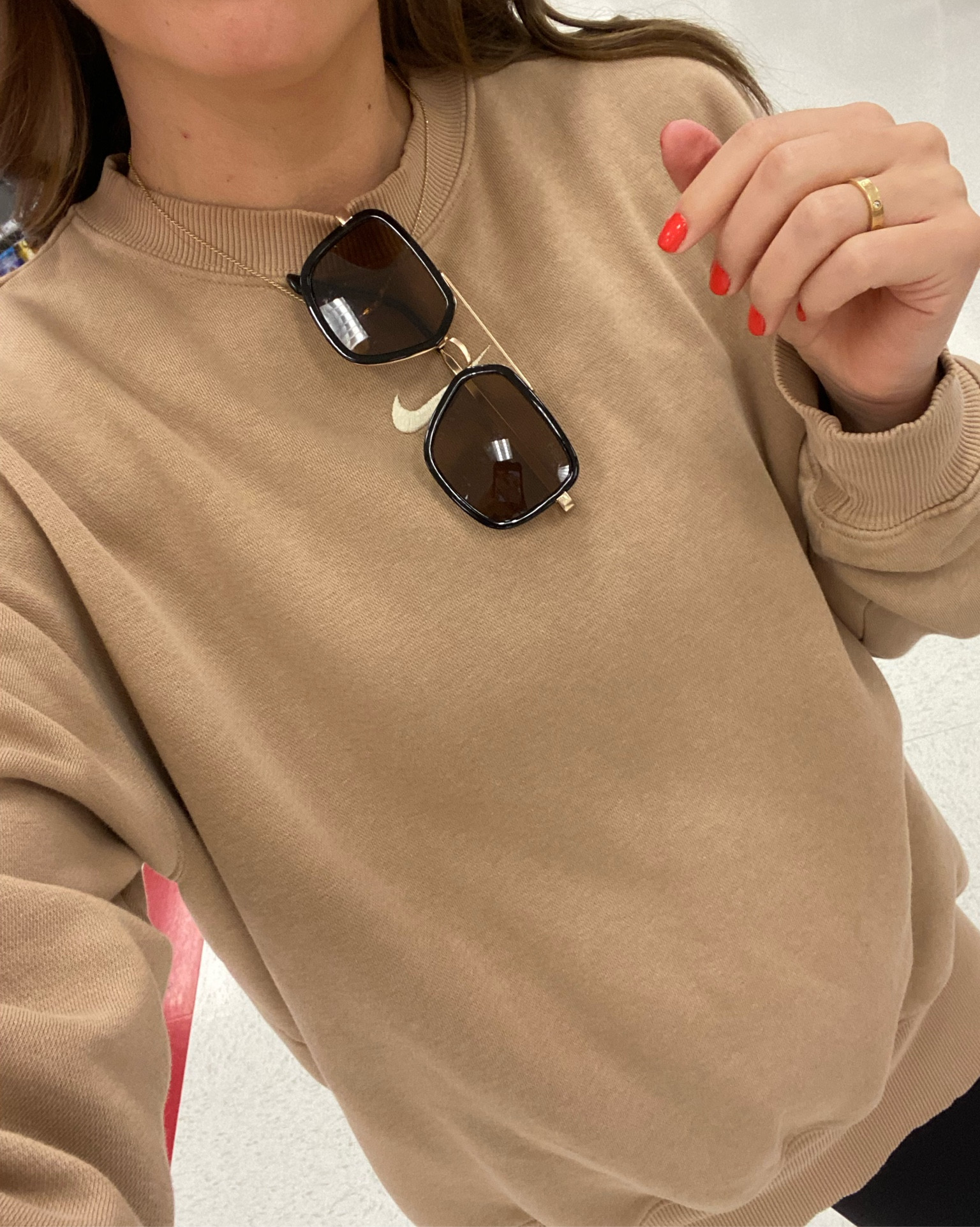 Nike sweatshirt! Size small- casual outfit, mom outfit 

#LTKunder100 #LTKfit #LTKstyletip