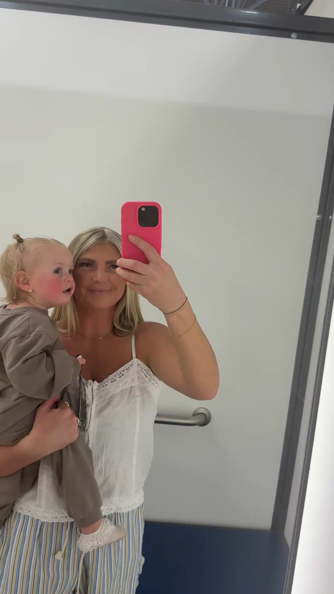 Short set

#LTKSeasonal #LTKootd #LTKmomlife