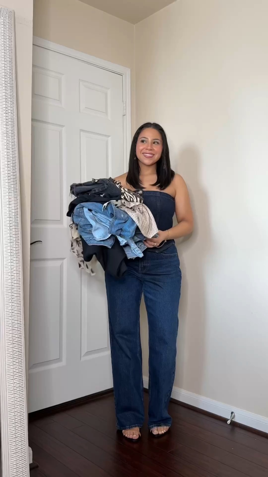 Abercrombie sale 30-50% off sitewide + extra 15% off w code DENIMAF 
Denim strapless top: small 
Dark wash jeans: 27 short
Cow print dress: small petite 
Black linen asymmetrical top: small 
Black linen pants: 27 short 
Gingham dress: small petite 
White tee: small 
Light wash denim shorts: 26 
Black baggy jeans: 27 short 
Black corset top: small 

#LTKPetite #LTKStyleTip #LTKSaleAlert