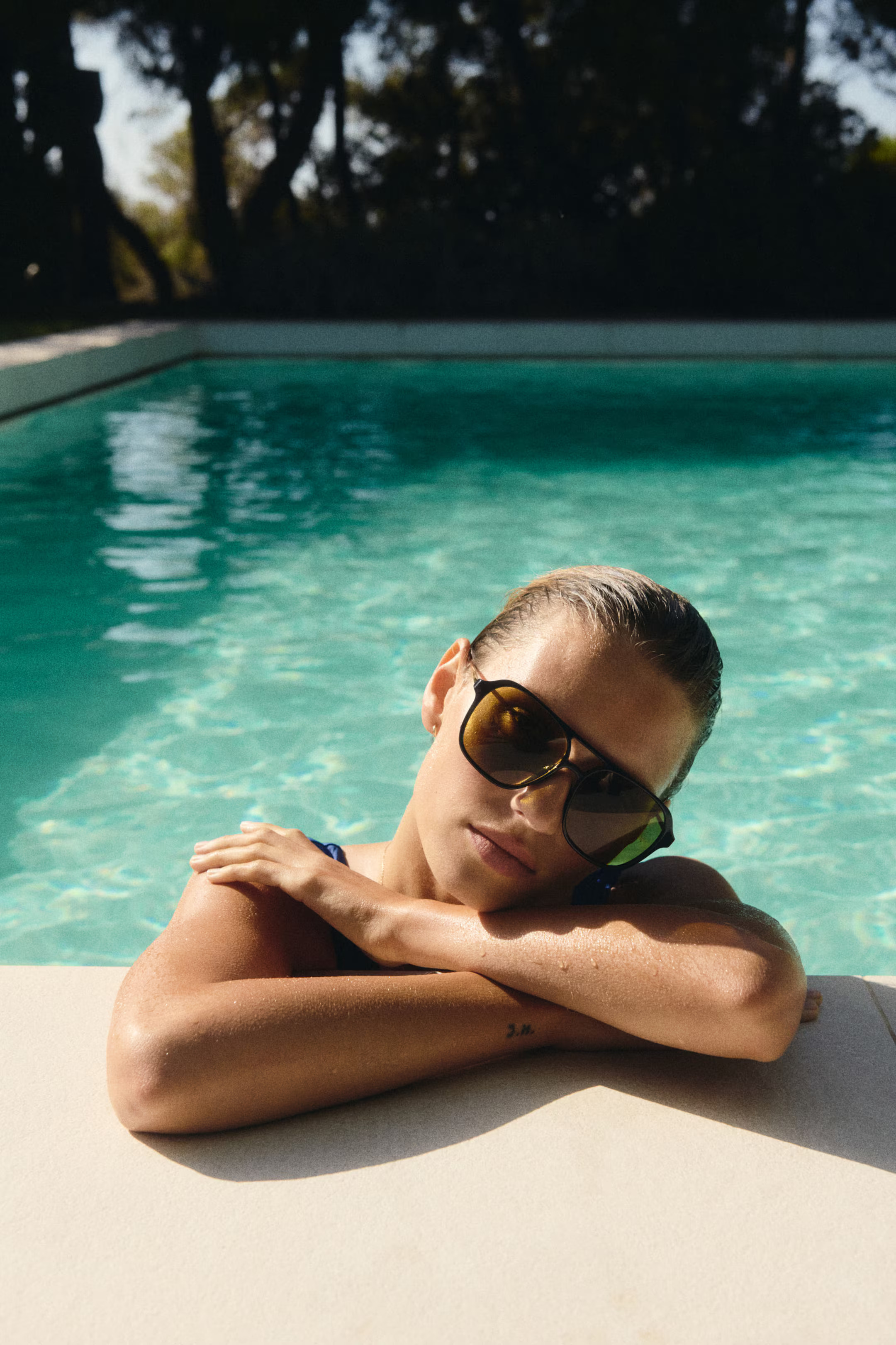 Polarised sunglasses | H&M (UK, MY, IN, SG, PH, TW, HK)