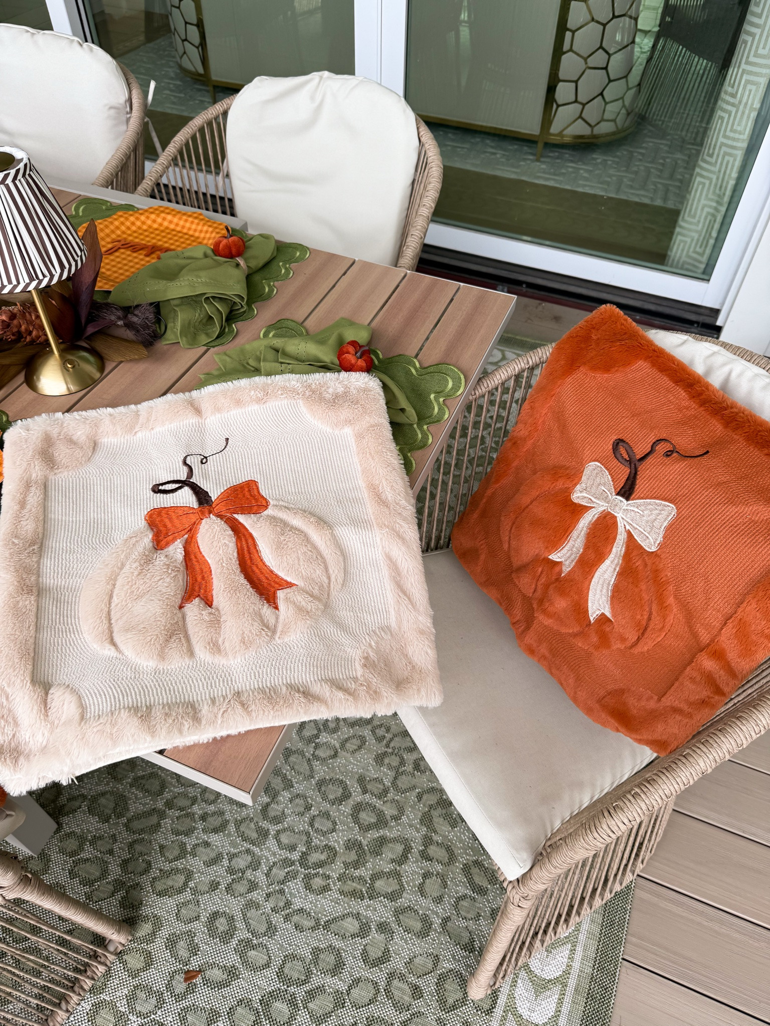 Getting the back porch ready for fall!

#LTKHome #LTKSeasonal #LTKdayinmylife