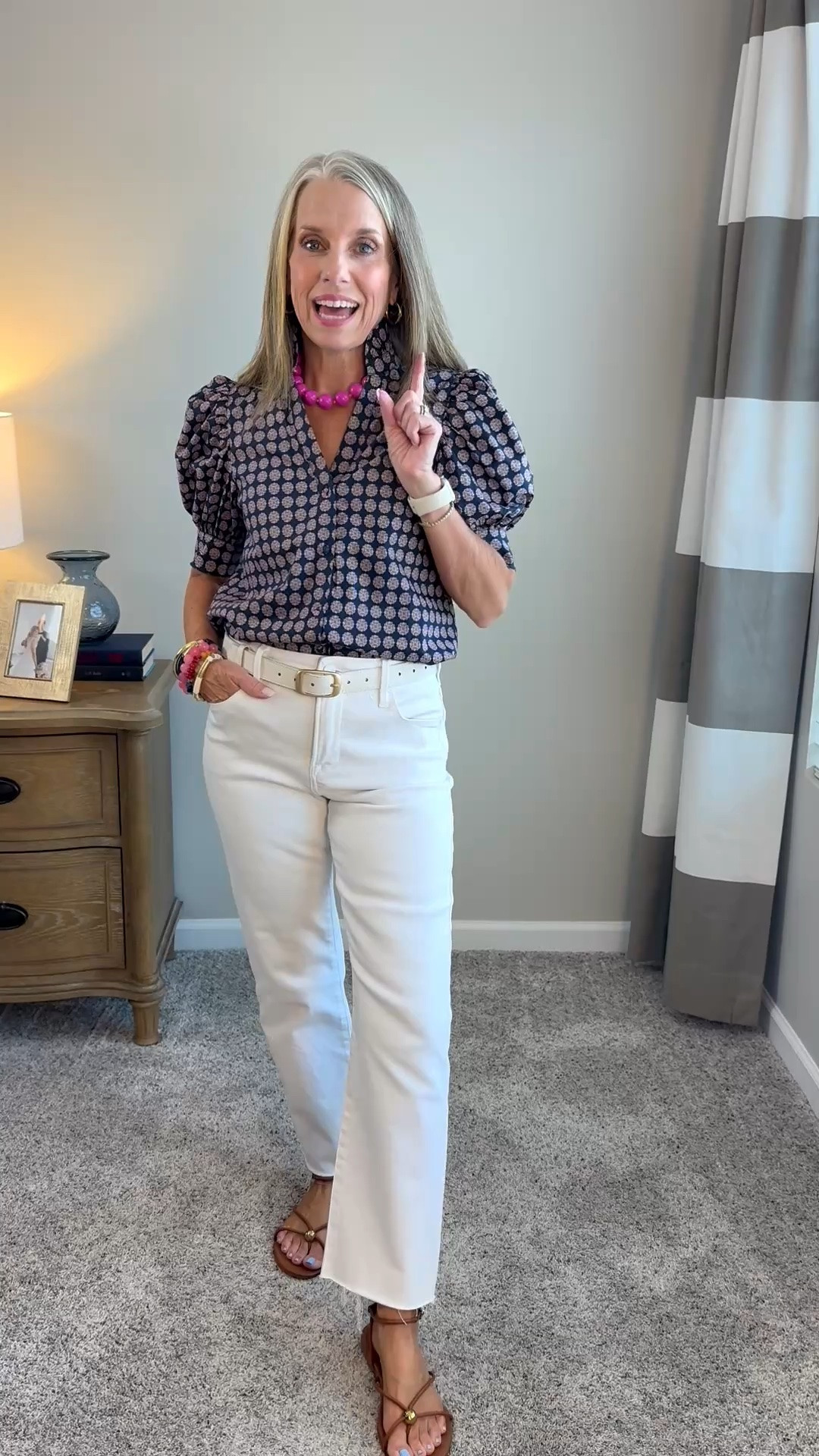 Easiest way to transition from summer to fall when it’s still warm is introducing a cute top like this and stretching the wear of white denim. Wearing XS top and 28 jeans (sized up for white)

#LTKdayinmylife #LTKootd #LTKOver40
