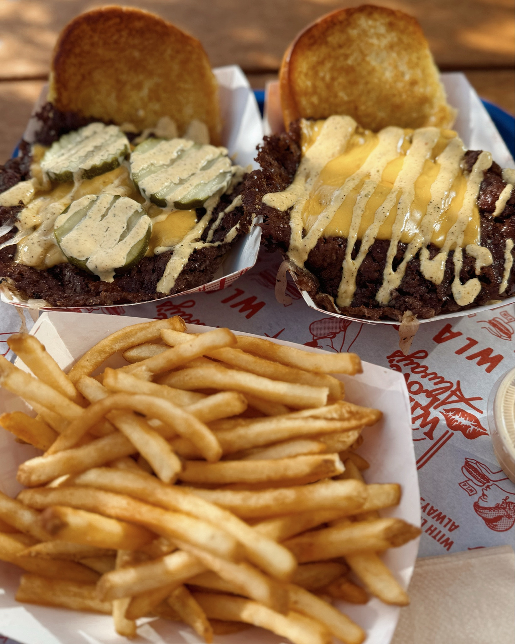 Best burgers in Vegas 🤤🍔

#LTKfoodie #LTKdayinmylife #LTKTravel