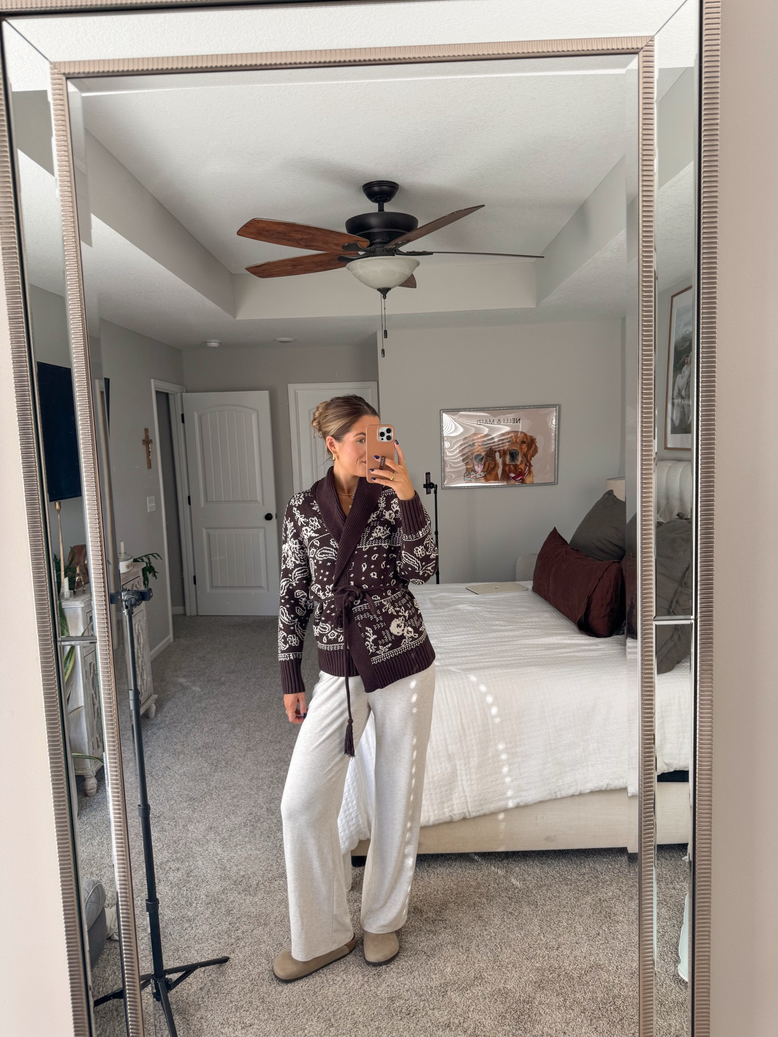 size XS in cardigan! size small long in pants :) cozy thanksgiving outfits 

#LTKHoliday #LTKCyberWeek #LTKootd