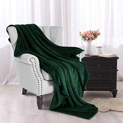 Exclusivo Mezcla Large Flannel Velvet Plush Throw Blanket - 50" x 70" (Forest Green) | Amazon (US)