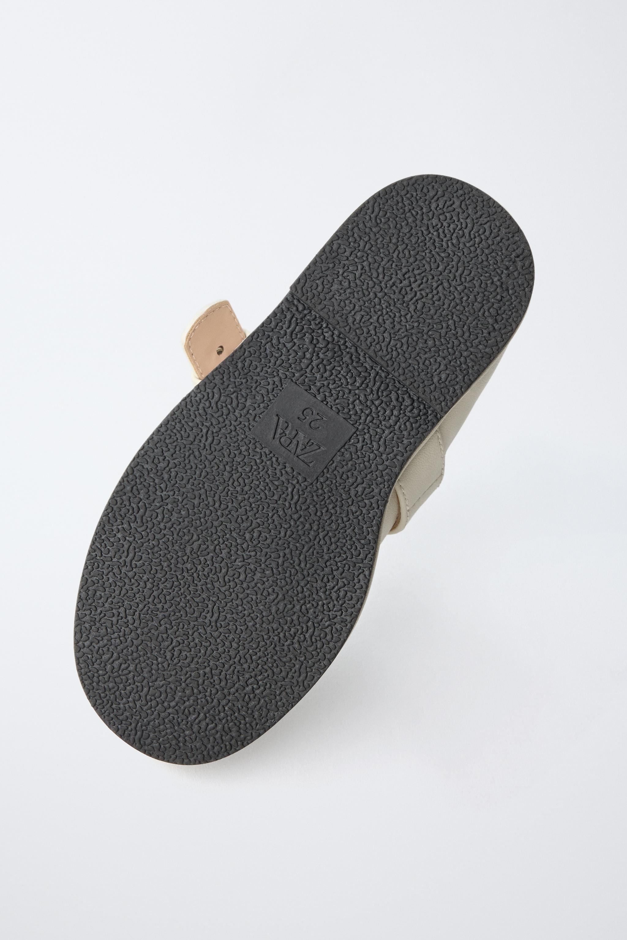 BUCKLE BALLET FLATS | Zara US