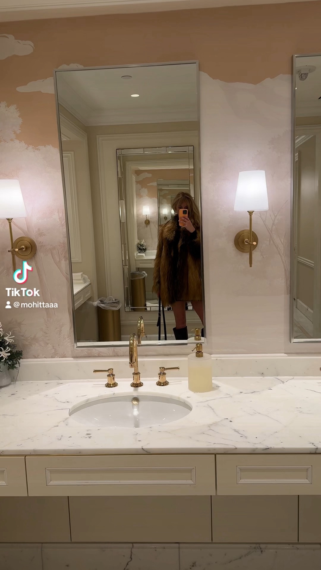 Whole outfit is on sale right now. Get your mob wife aesthetic on 

#LTKsalealert #LTKVideo #LTKstyletip