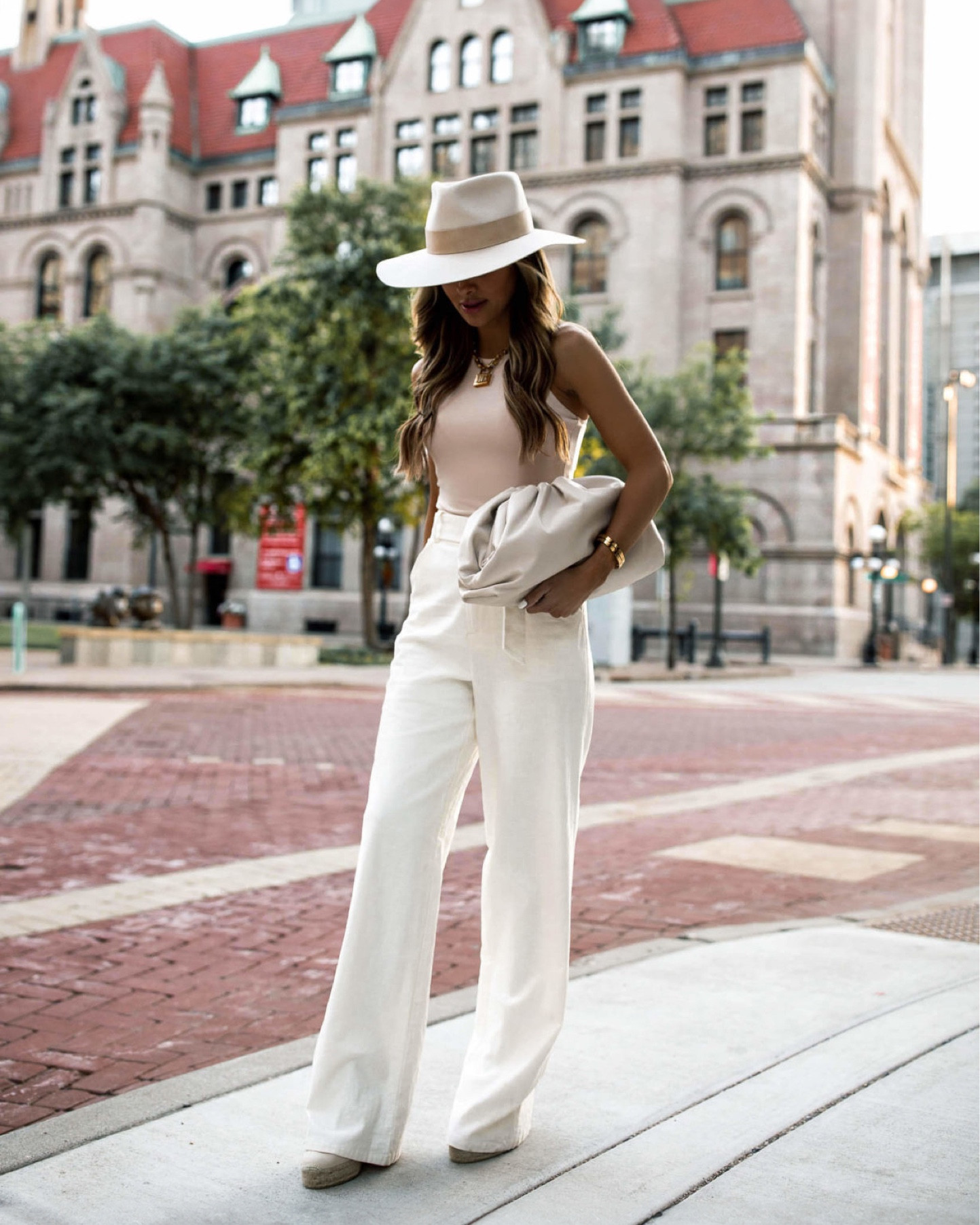 Spring outfit ideas
Amazon pink halter bodysuit
Revolve white pants
Castaner espadrille wedges



#LTKfindsunder100 #LTKSeasonal #LTKstyletip
