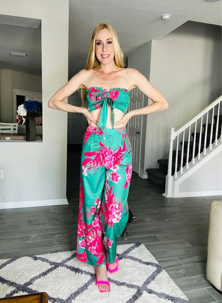 Ready for Hawaii 

The pants have no stretch so pay close attention to sizing. The top is super stretchy and can be worn different ways 

SHEIN coupon code: loveshein071 (EXTRA 15% OFF)

#LTKstyletip #LTKunder50 #LTKtravel