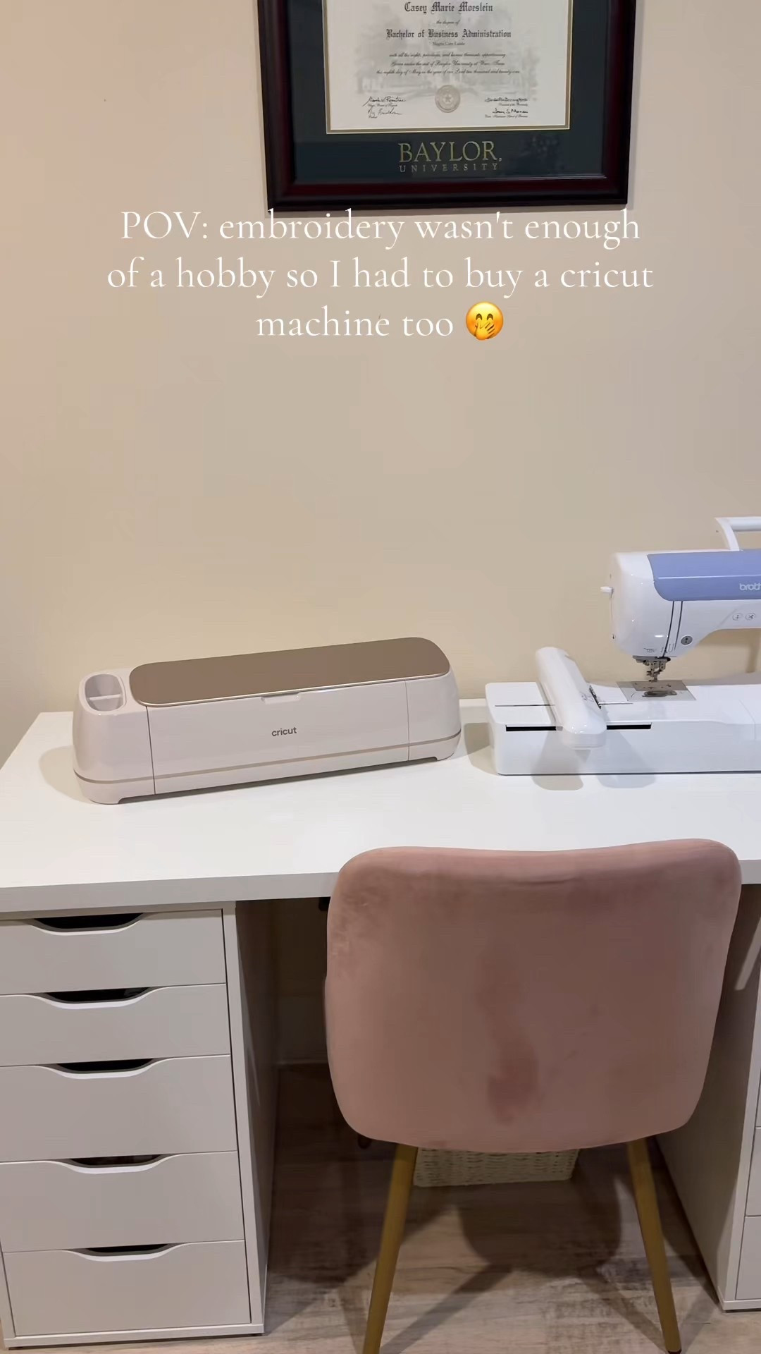IKEA desk//embroidery machine//cricut 

#LTKHome