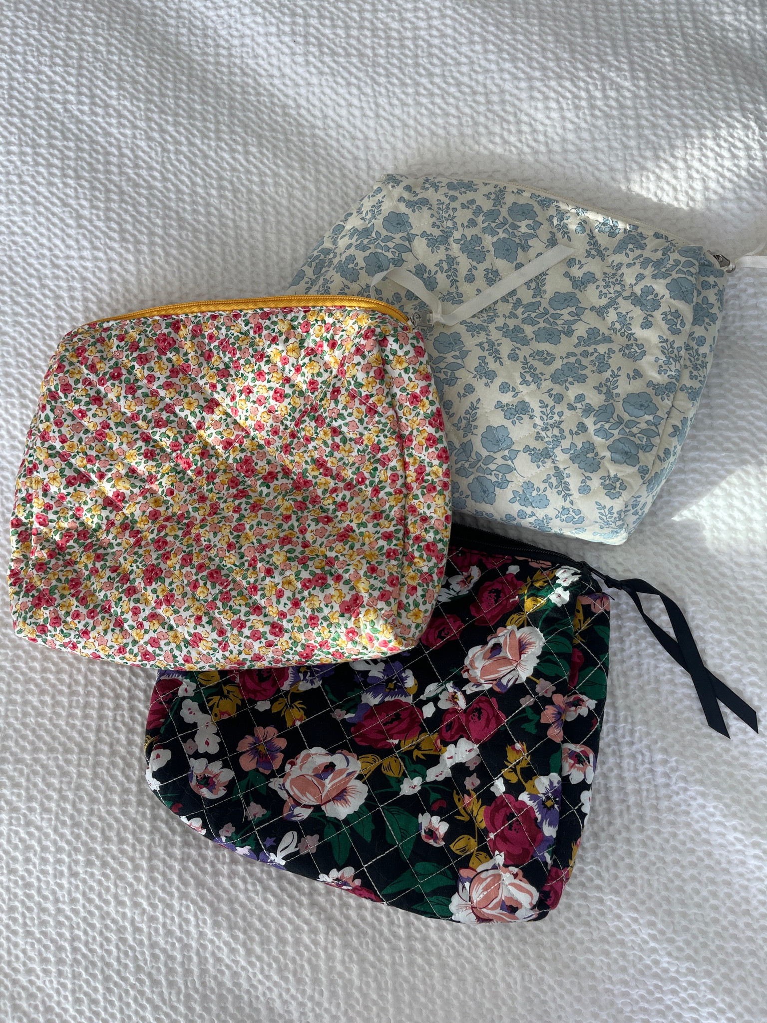 love these makeup/travel pouches from amazon.. they fit soooo much stuff!!! 

#LTKFindsUnder50 #LTKBeauty