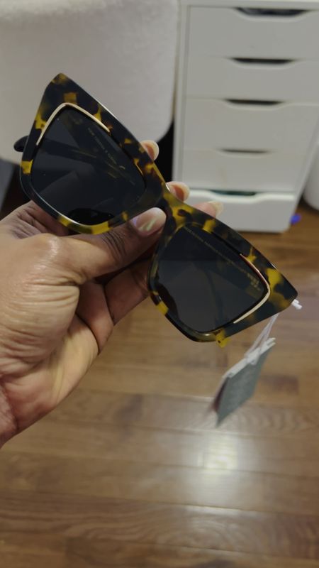 Stylish Polarized tortoiseshell sunglasses 😎 🕶️ under $50 

#LTKcanada #LTKstyletip #LTKsummer