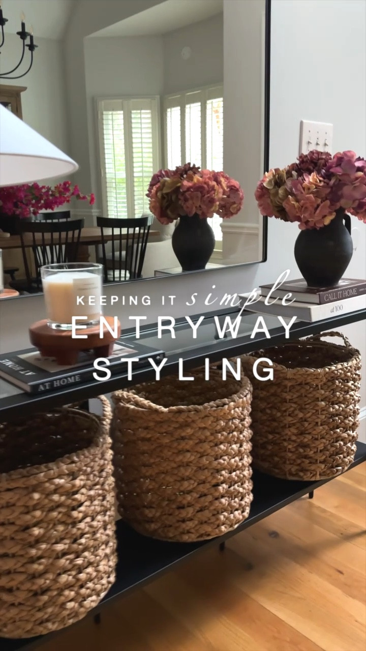 console table/entryway styling idea 💕

#LTKHome #LTKSaleAlert #LTKMostLoved