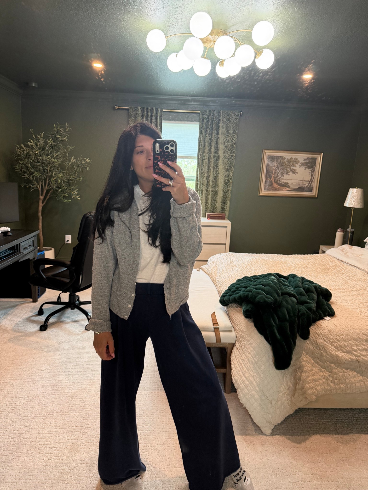 My go to look @Aerie 

#LTKmomlife #LTKootd #LTKgrwm