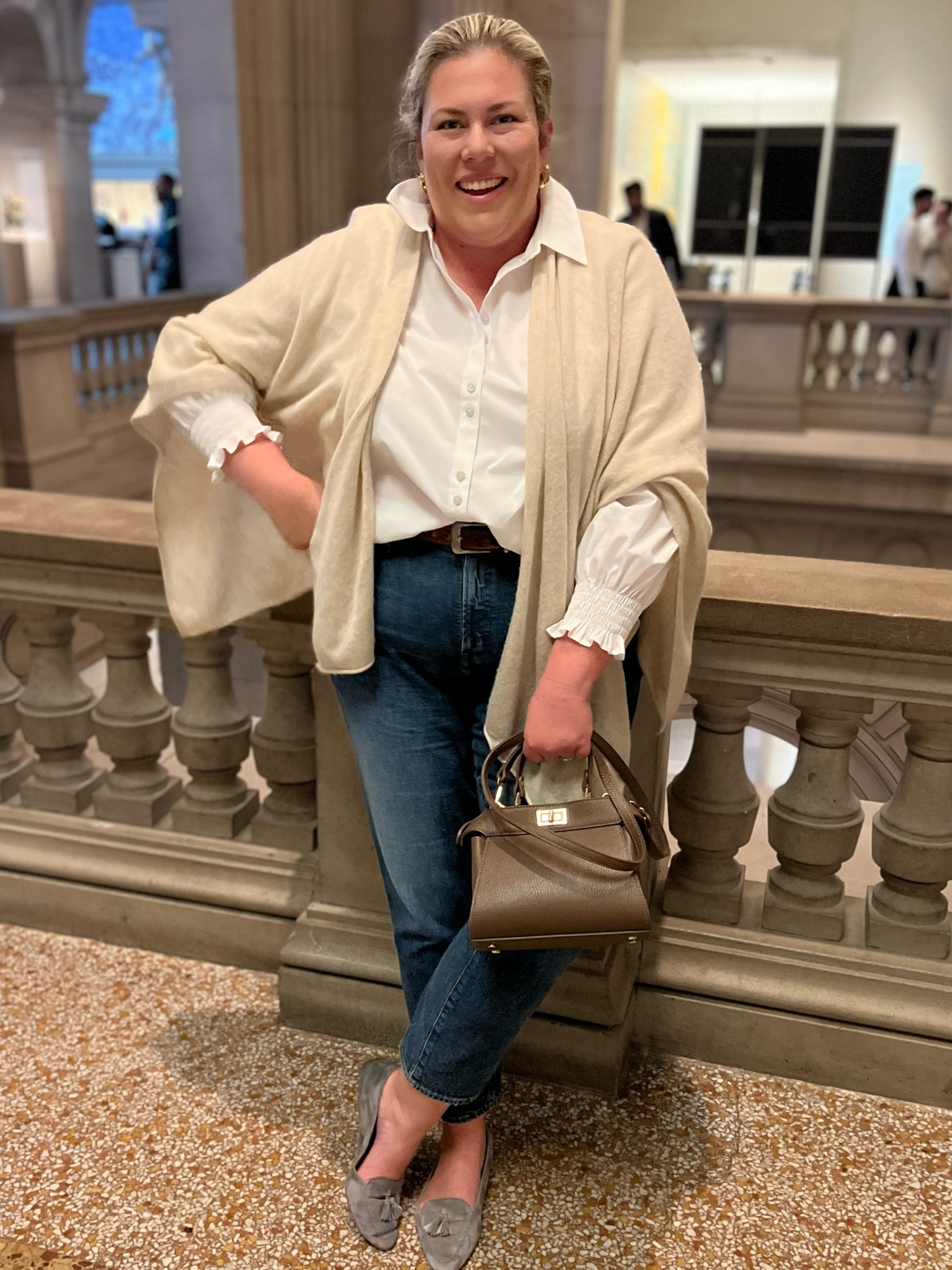 Fall outfit size inclusive travel look. Jeans, cashmere, wrinkle free too, plus sizes. 

#LTKitbag #LTKtravel #LTKplussize