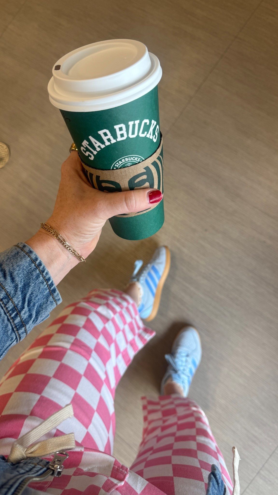 Love these printed pink pants!! 

#LTKmomlife #LTKootd