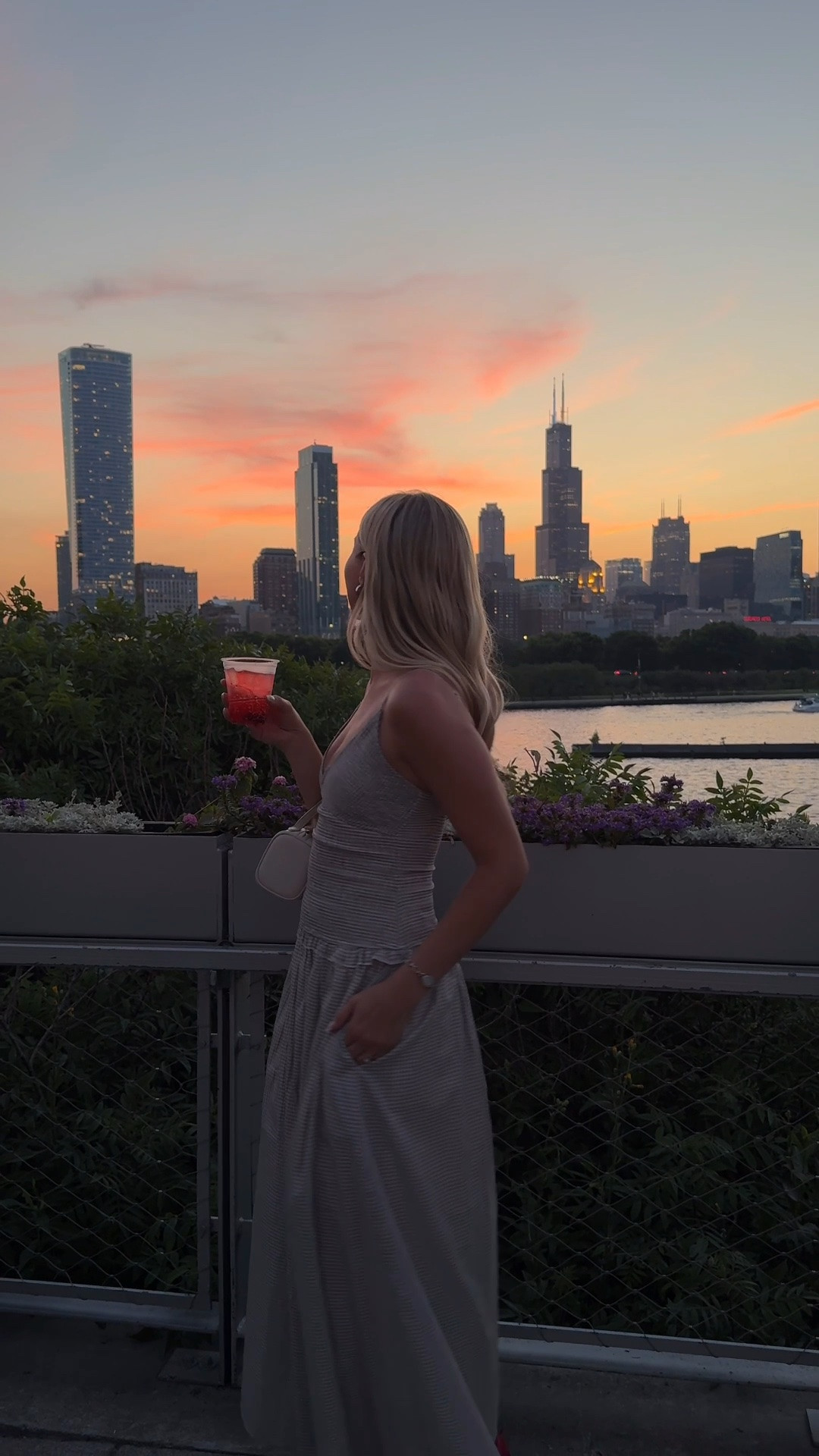 What I wore to jazz night at the aquarium

#LTKgrwm #LTKootd #LTKdayinmylife