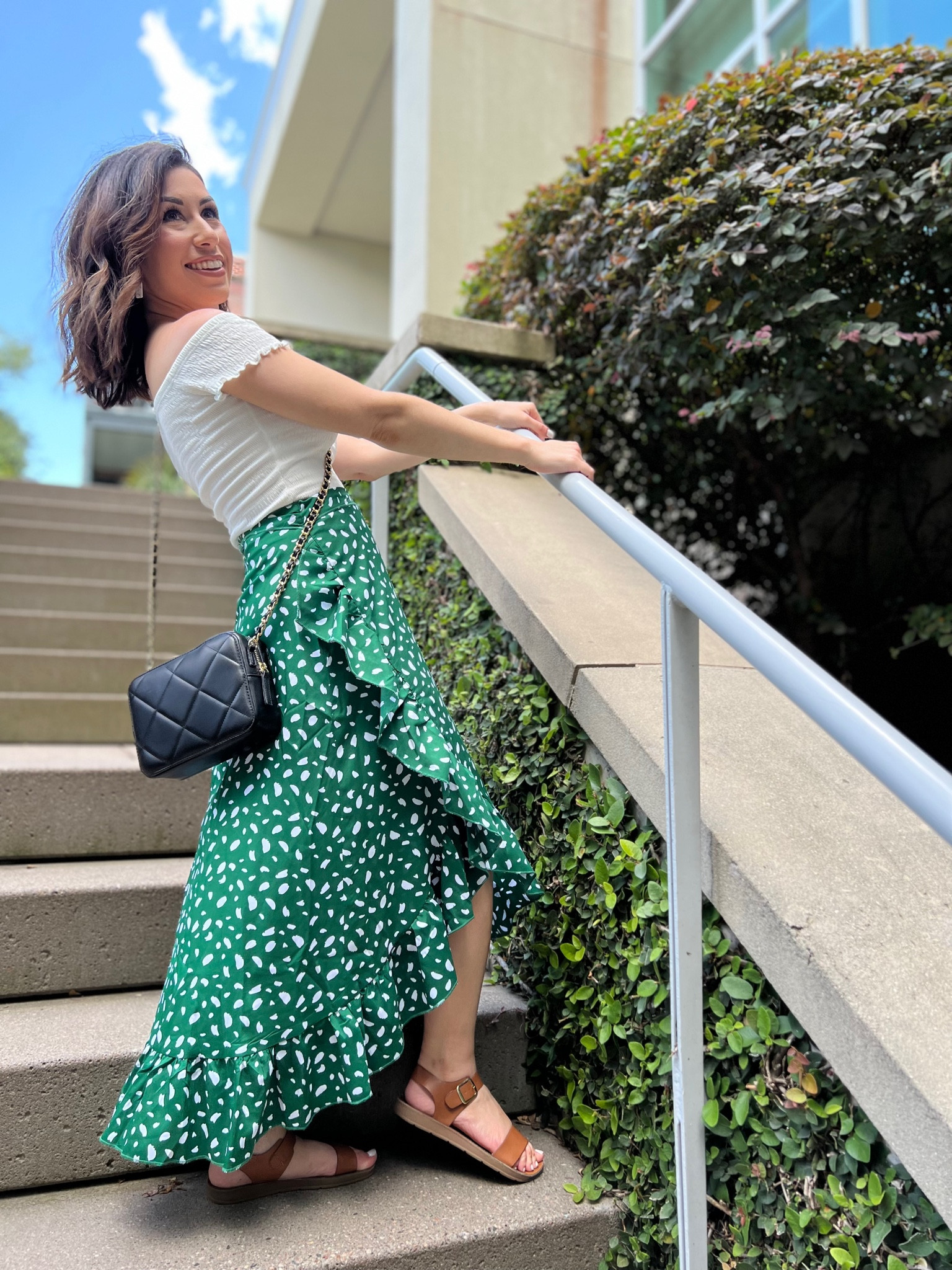 Breezy and carefree 💕

Size: XS in top and skirt 

Shein and forever 21 finds. 

#midiskirt #ruffle #ribbed #quiltedpurse #crossbody #whitetop #offtheshoulder

#LTKunder100 #LTKtravel #LTKunder50