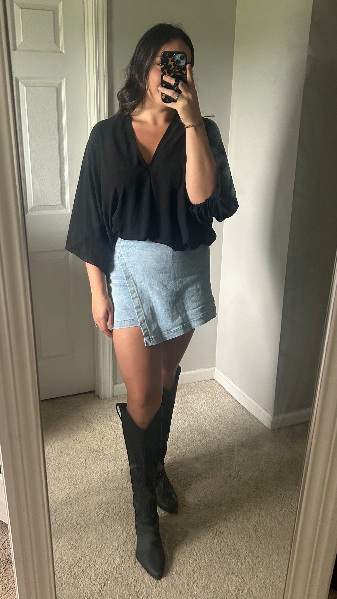 This is the outfit I ended up choosing from my concert outfit inspiration!! Super comfortable and easy to throw on! Linking similar tops since this is an old one I’ve had in my closet forever!! This pink lily skort is so soft and stretchy! 

#LTKStyleTip #LTKTall #LTKMidsize