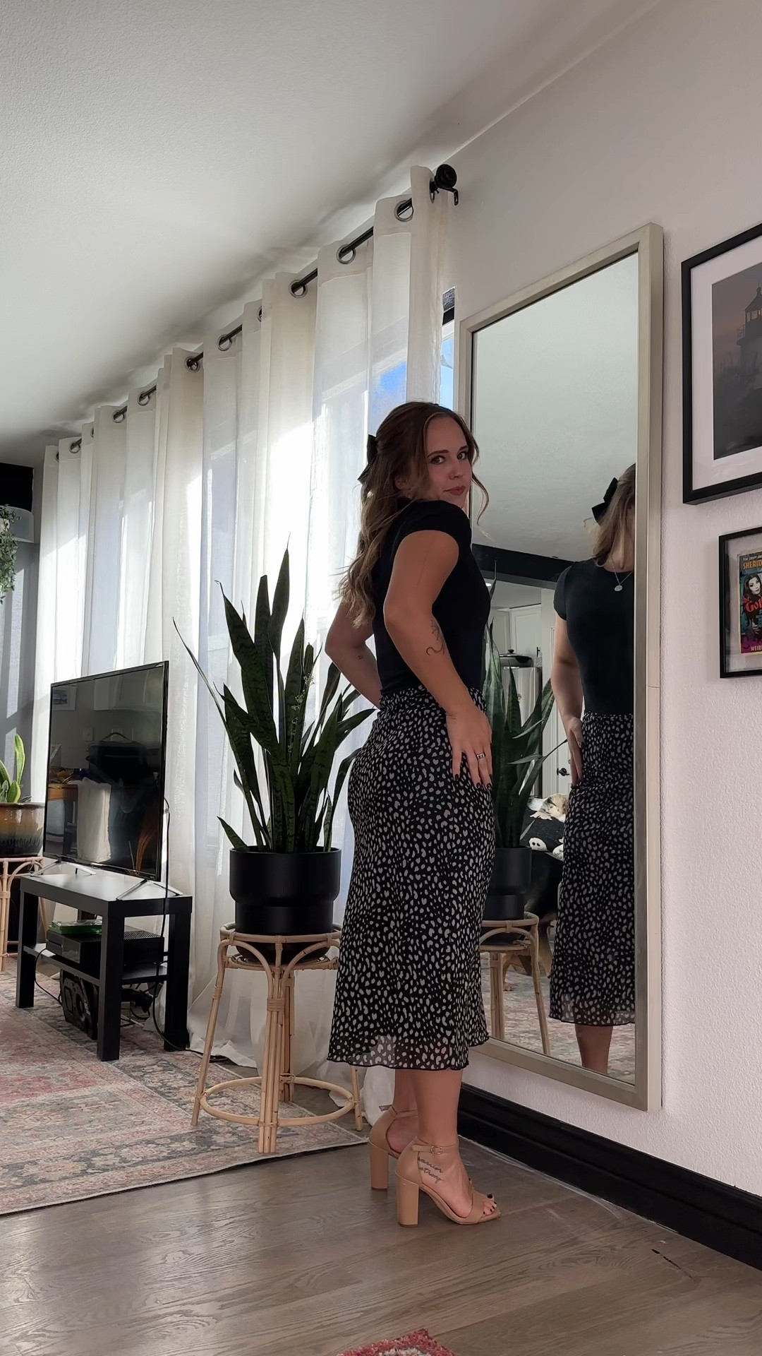 cute girly work outfit

#LTKSeasonal #LTKworkwear #LTKFind