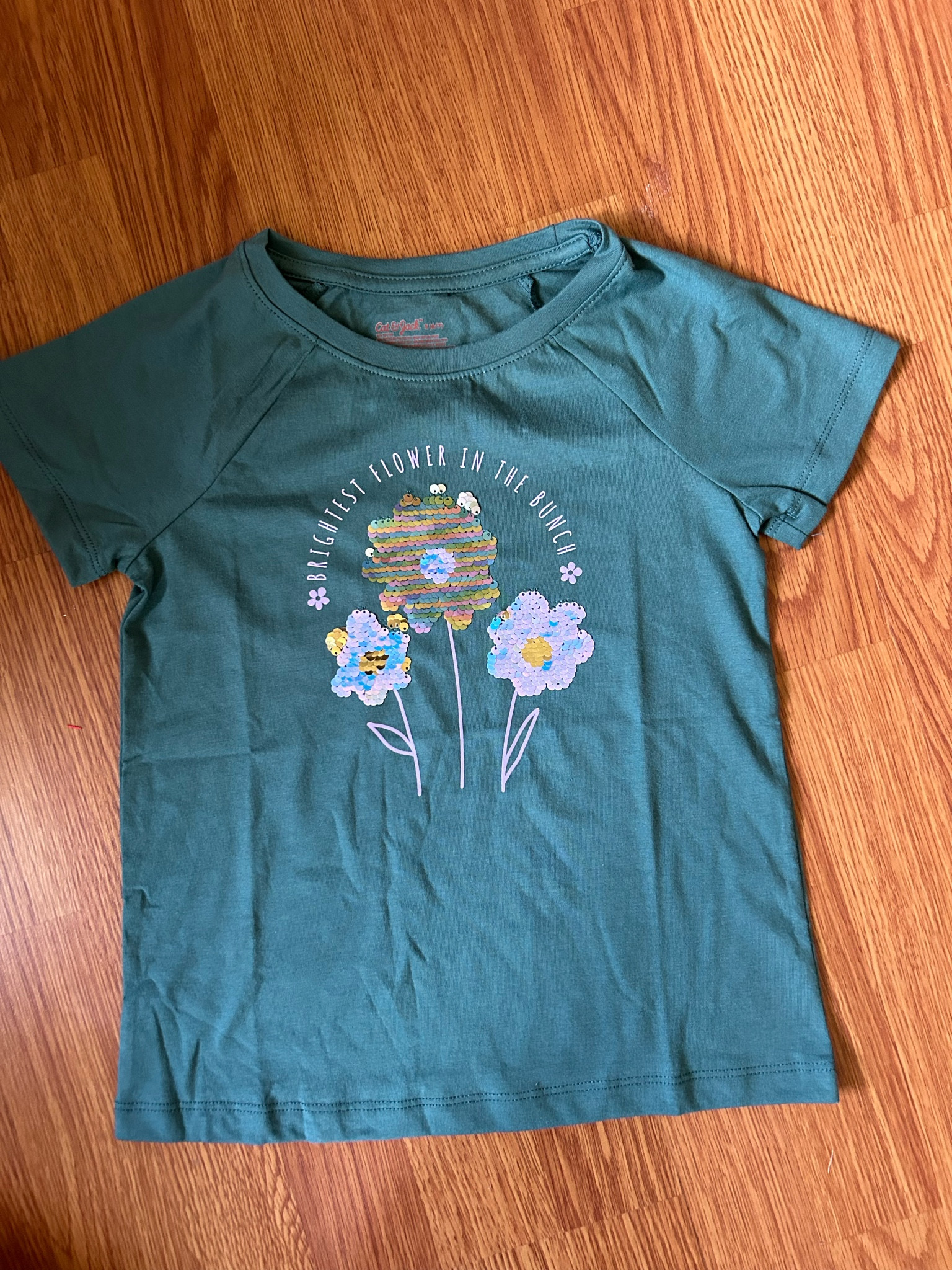 ‘Brightest Flower in the Bunch’ tee shirt 
Toddler Small (6/7) 


#LTKFind #LTKkids #LTKBacktoSchool