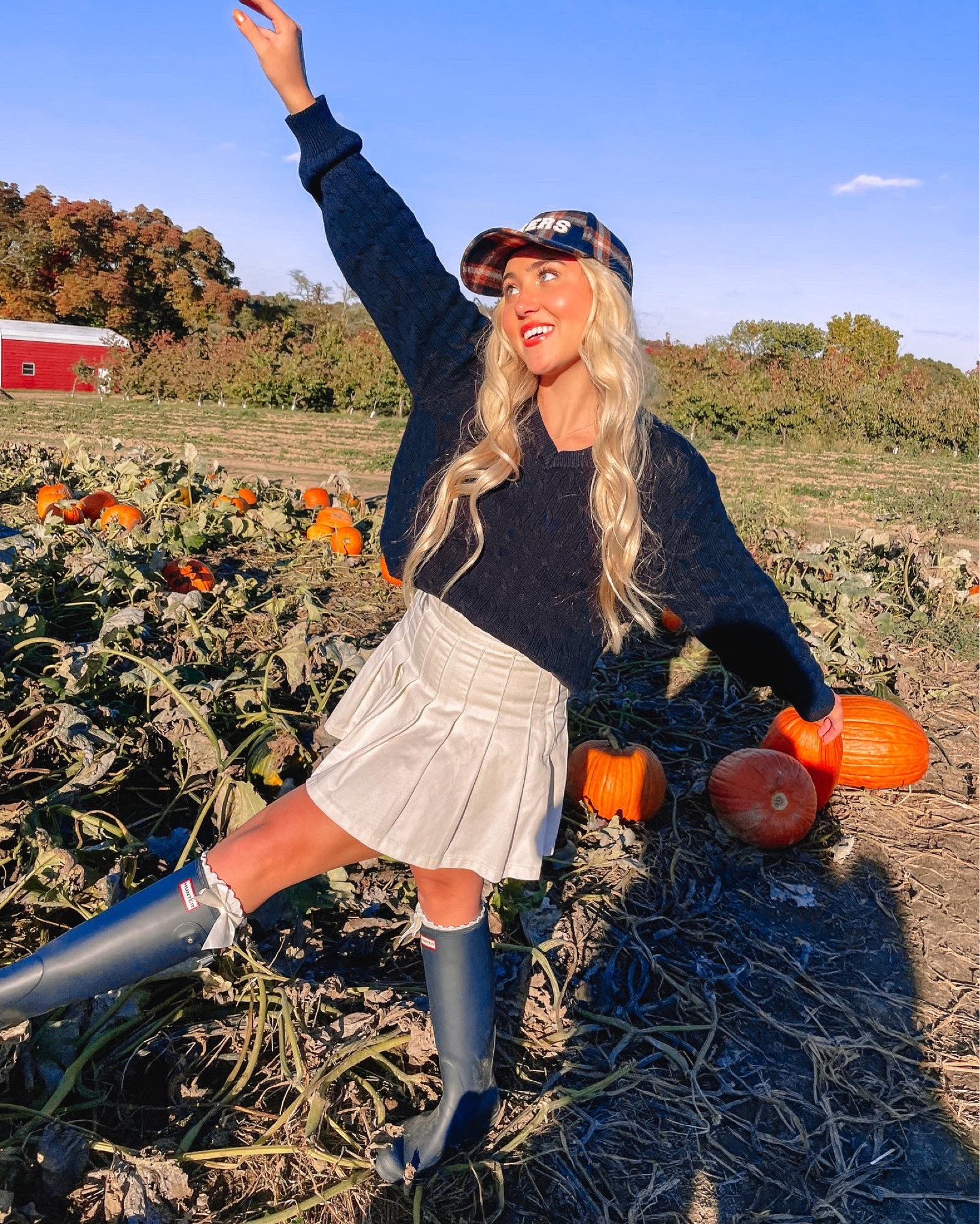 Fall Apple Picking Outfit, Fall Pumpkin Patch Outfit

#LTKSeasonal