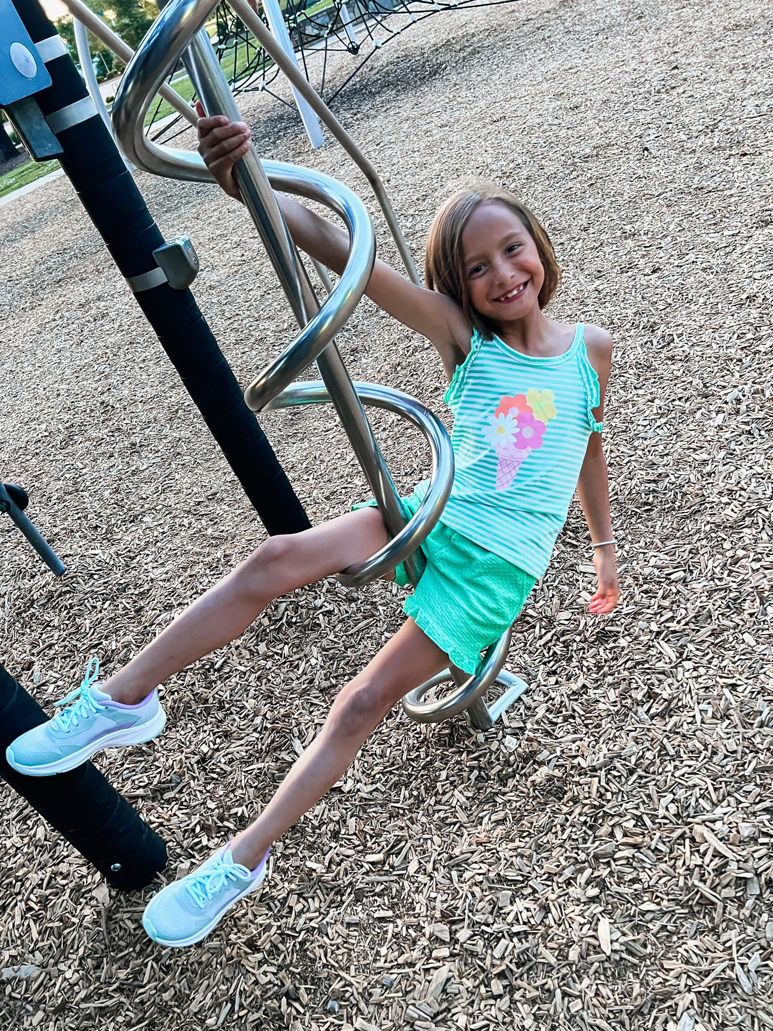 Precious outfit and sneaks!