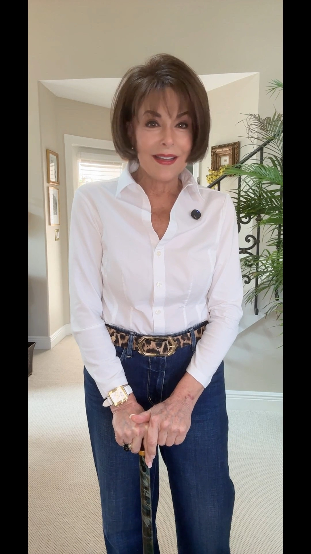 Life’s challenges can throw your style a curve! ↪️ Recovering from surgeries can be just that. If you’re ready to go out in public and don’t want to look like a complete invalid, wide leg pants are the perfect option. Styled with calculated planning, no one would ever know (aside from the cane!) My favorite go to wide legged jeans are from L’Gence. My quest was for SOFT, comfortable, high waisted, wide legged jeans and after all of my scouting, the Scottie style in L’Gence was the winner. Worth every dime!! 👖💖

#LTKOver40 #LTKStyleTip
