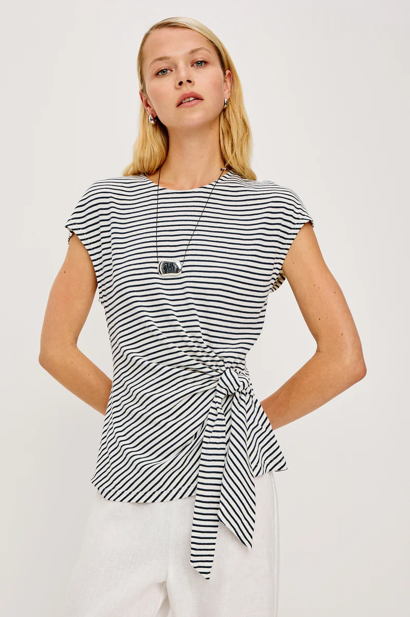 GABBIE TOP - IVORY NAVY MICRO STRIPE | Rails