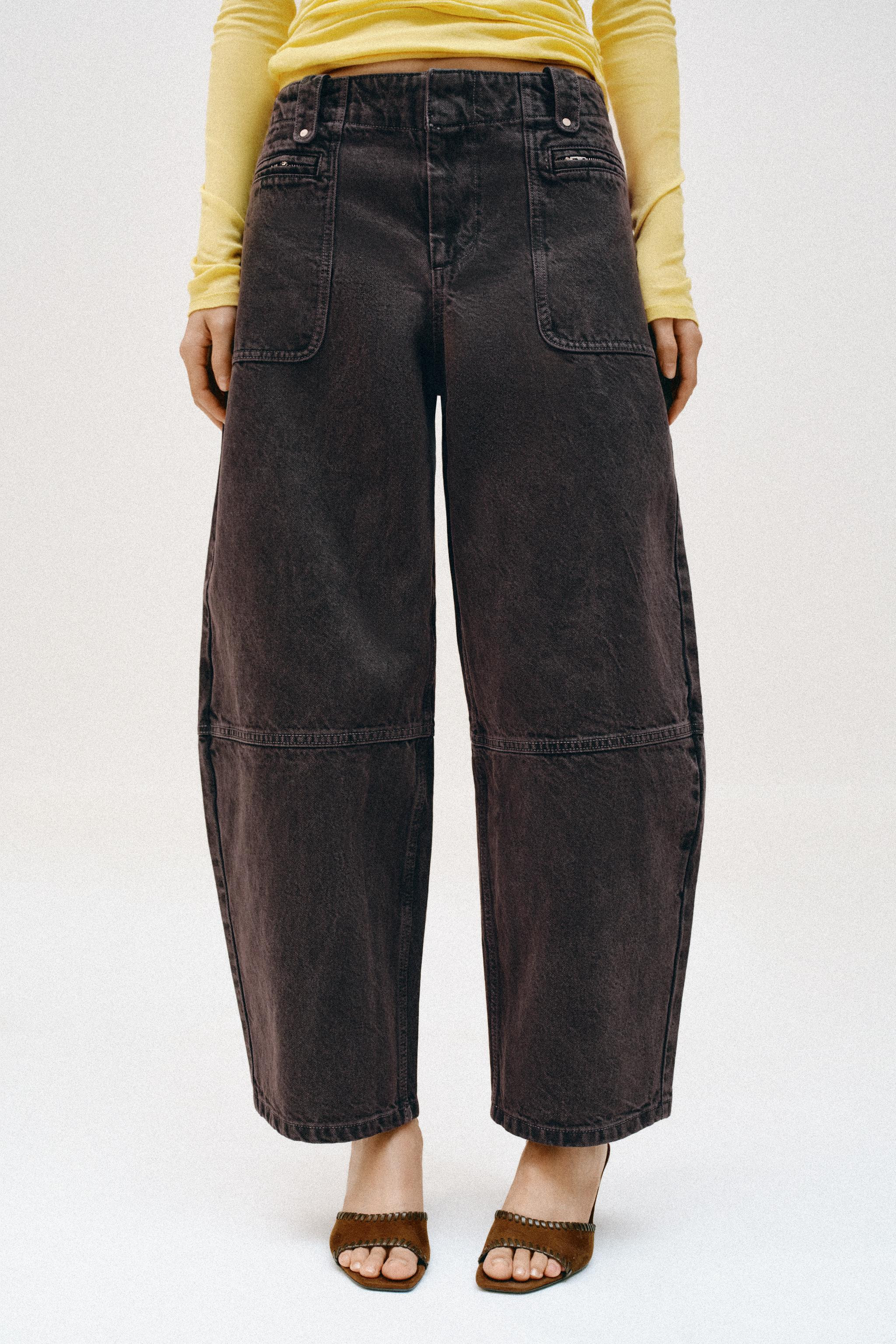 Z1975 MID-WAIST CARGO BARREL JEANS | Zara UK