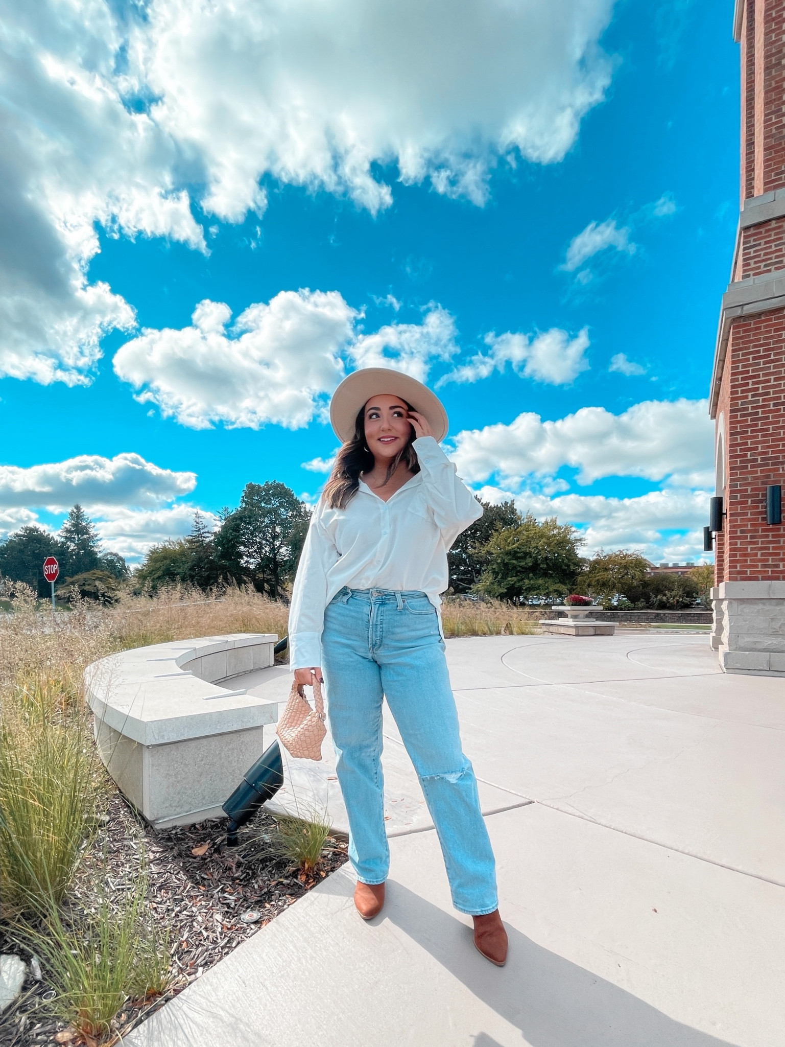 Midsize Fall Outfit

#LTKstyletip #LTKshoecrush #LTKmidsize