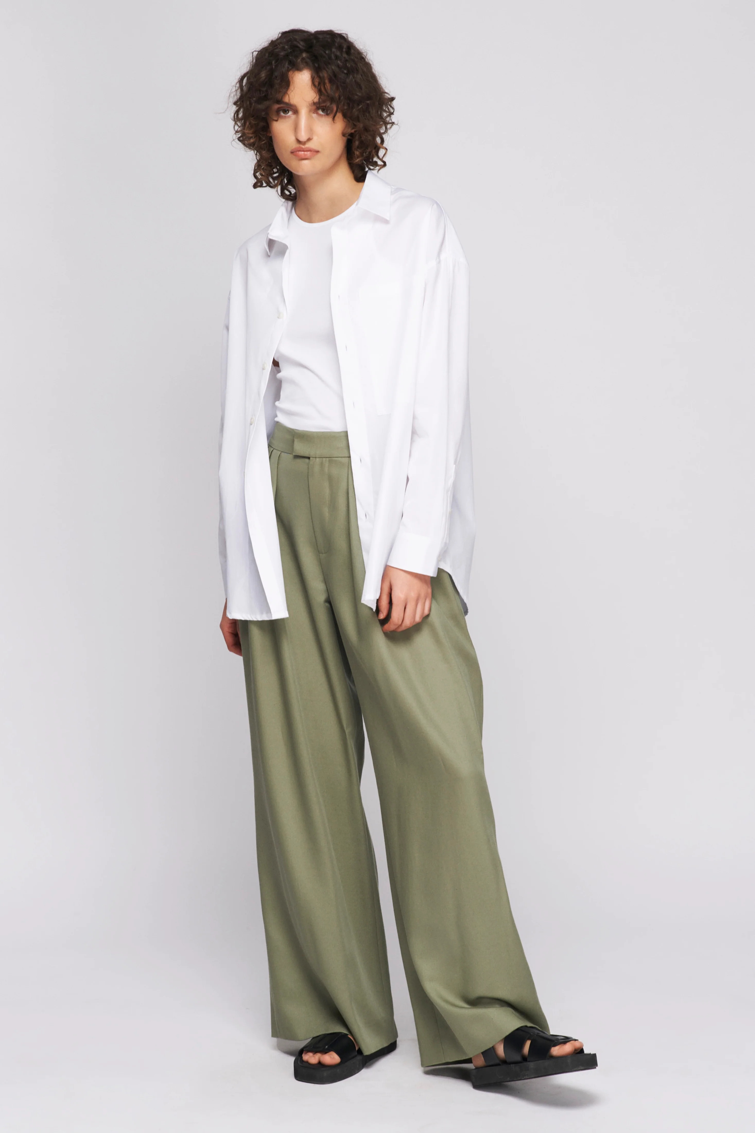 Unisex Boxy Poplin Shirt | Kotn