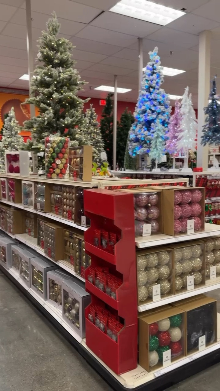 Targets holiday decor lines this year are too good! Some of this on sale now too! 🎄

#LTKSaleAlert #LTKSeasonal #LTKHoliday