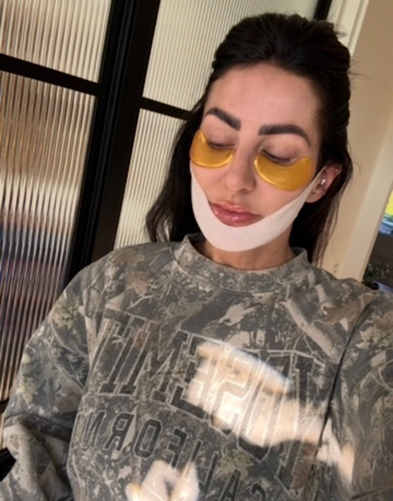 Morning face snatch routine 

#LTKOver40 #LTKootd #LTKdayinmylife