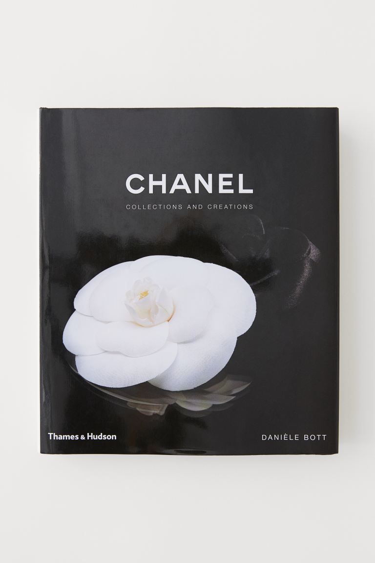 Chanel: Collections and Creations. Danièle Bott. Thames and Hudson Ltd. Hardback. 207 pages. Siz... | H&M (US + CA)