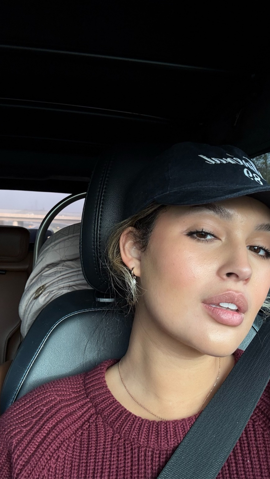 3 product makeup look! In a rush these are my favorite makeup must haves that can get you ready fast:) 

5.5 tan in flawless filter 
pillow talk shade in blush 


#LTKBeauty #LTKgrwm #LTKmomlife