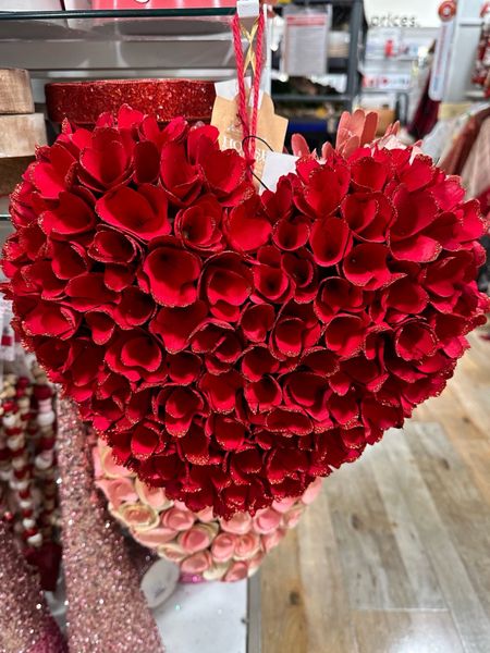Gorgeous red rose heart for Valentine’ Day Decor 

#LTKSeasonal #LTKhome
