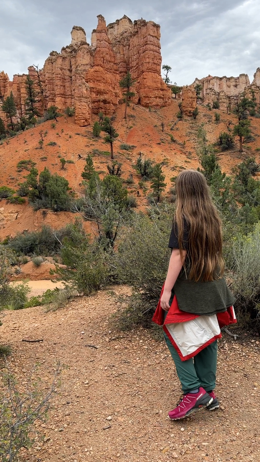 The BEST hiking outfit for tween girls. Our love of REI runs deep and both of my kids have moved into the adult size clothing. Luckily, the REI branded clothing fits them well even in the adult sizes. Trail tested, my daughter approved, adventure outfit for any kind of hike. 