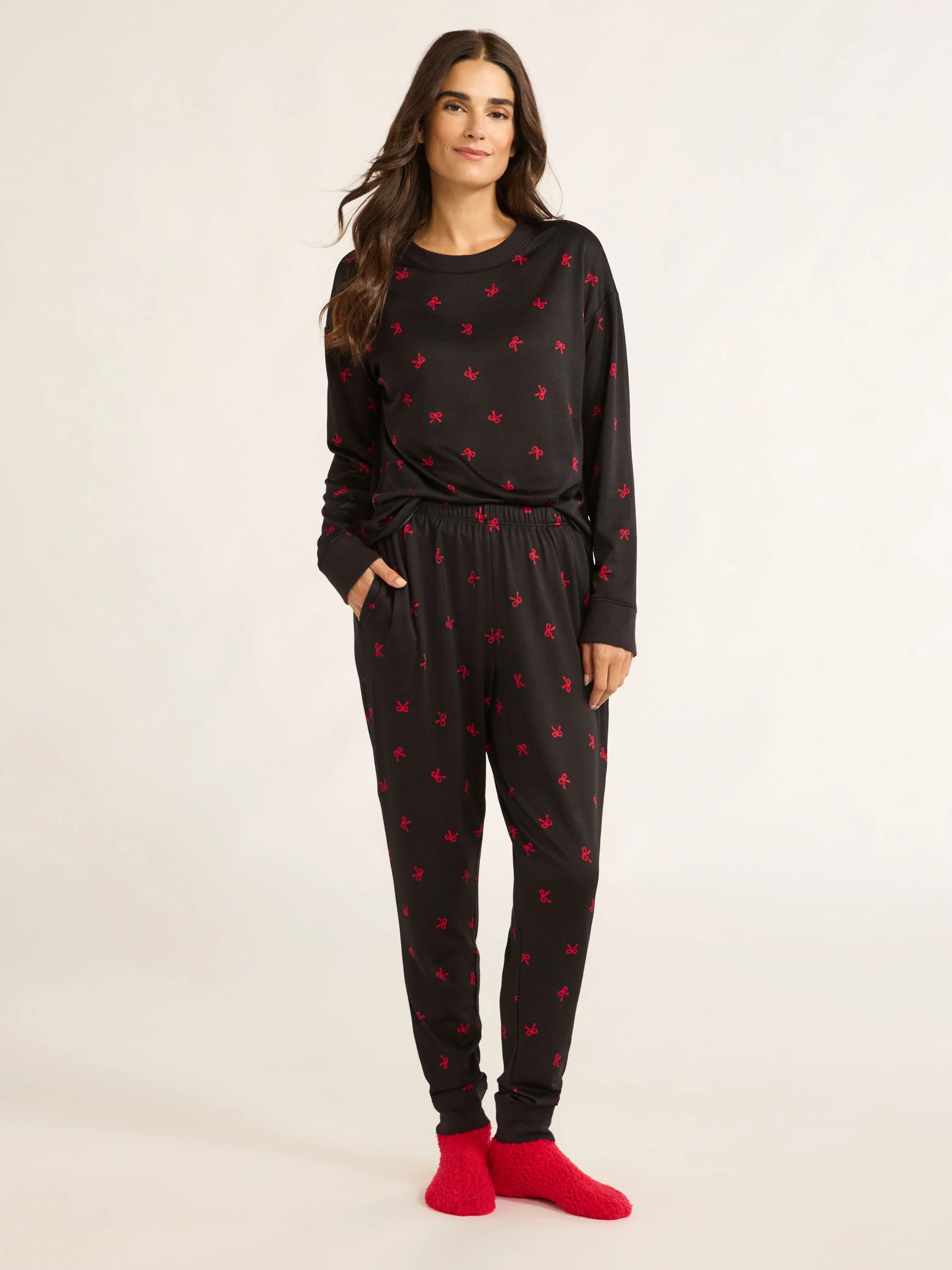 Joyspun Women's Bow Print Top, Joggers and Socks Pajama Gift Set, 3-Piece, Sizes S-3X | Walmart (US)