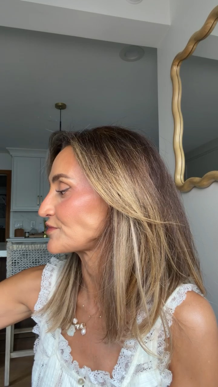 Part 5 of my grwm while trying some new products I’ve been excited about and loving the results 
Violet Santal 
Santo Wood
Rhode lip pencil - shade lean
Rhode lip tint - shade toast 
Rhode glazing milk - shade 3
Foundation m.ph - shade 3.75 
Charlotte tilbury color correcting - shade medium
Ilia concealer - shade poplin 14w
Rhode cream bronzer - shade sunbed
Dual brush 
Ilia powder
Armani liquid eyeshadow - shade 36 wood 
Dior brown eyeliner 
Merit brown tube mascara
Prada blush - shade p72 dhalia nude pink 
Hourglass brush