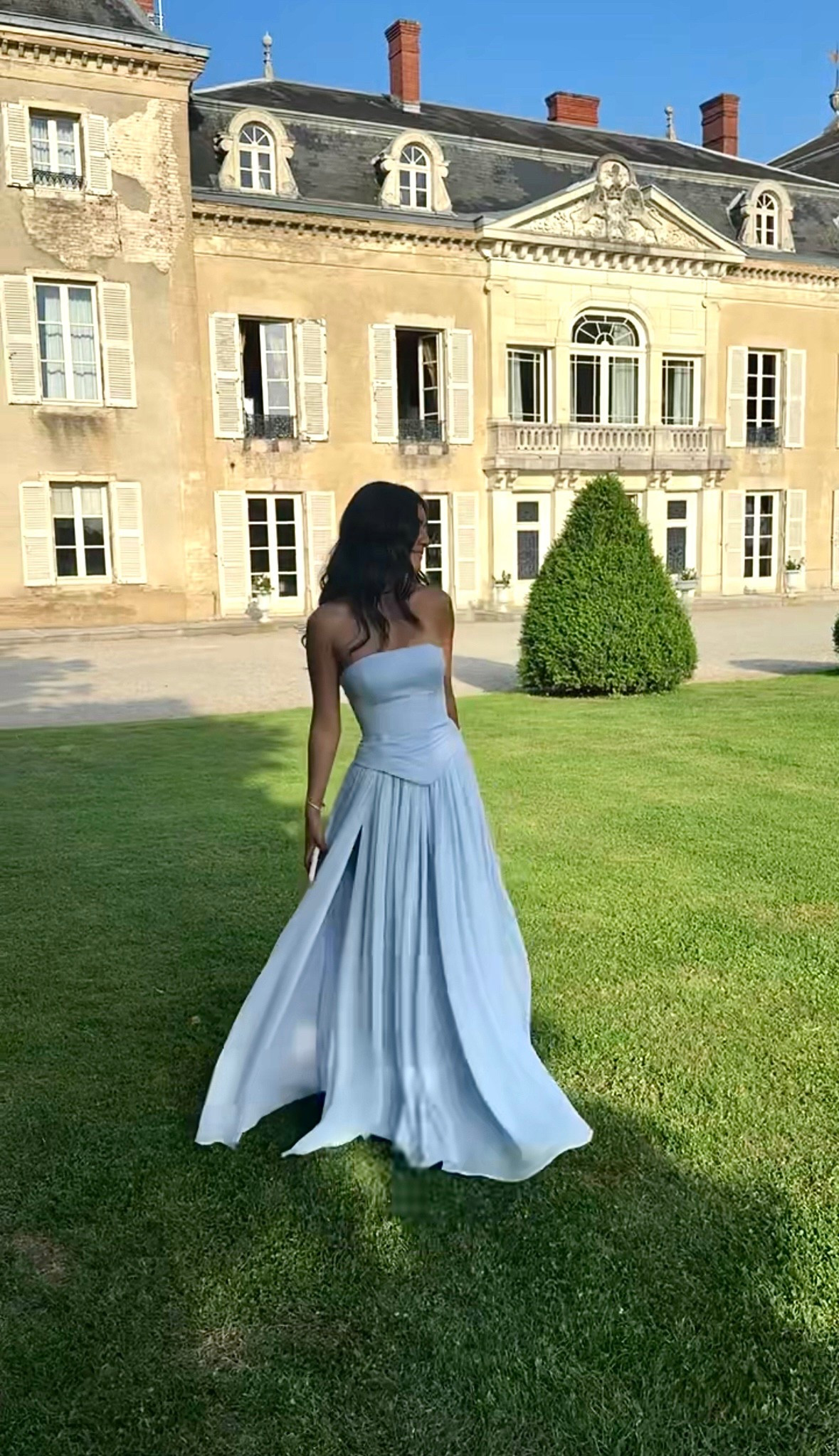 Most GORG summer wedding guest dress #weddingguestdress #blacktie #blacktieweddingguest