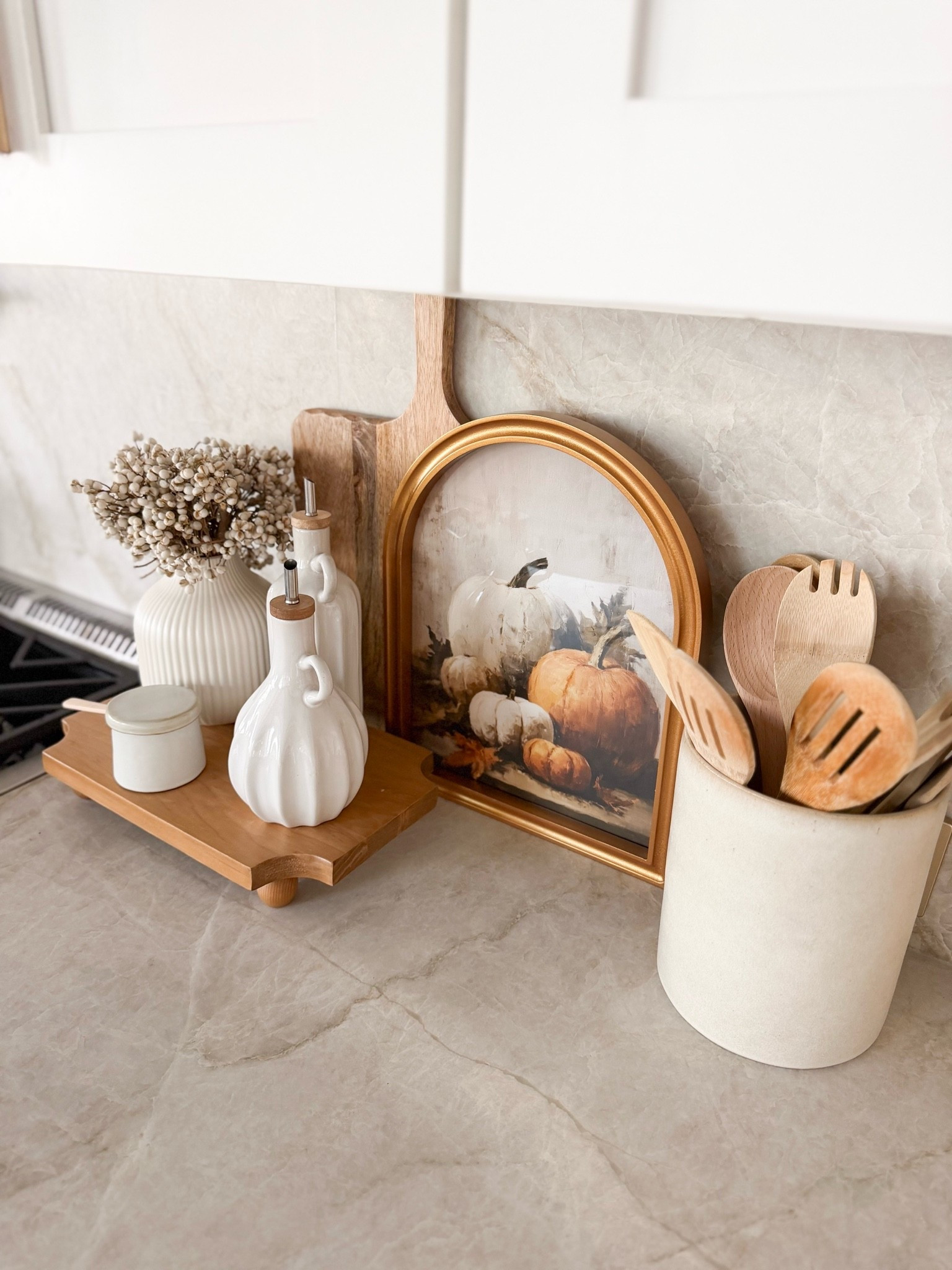 Slowlyyyy adding touches of fall to our kitchen!

#LTKSeasonal #LTKHome