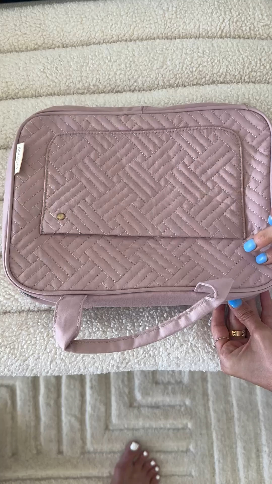 Amazon hanging cosmetic bag 

#LTKFindsUnder50 #LTKTravel