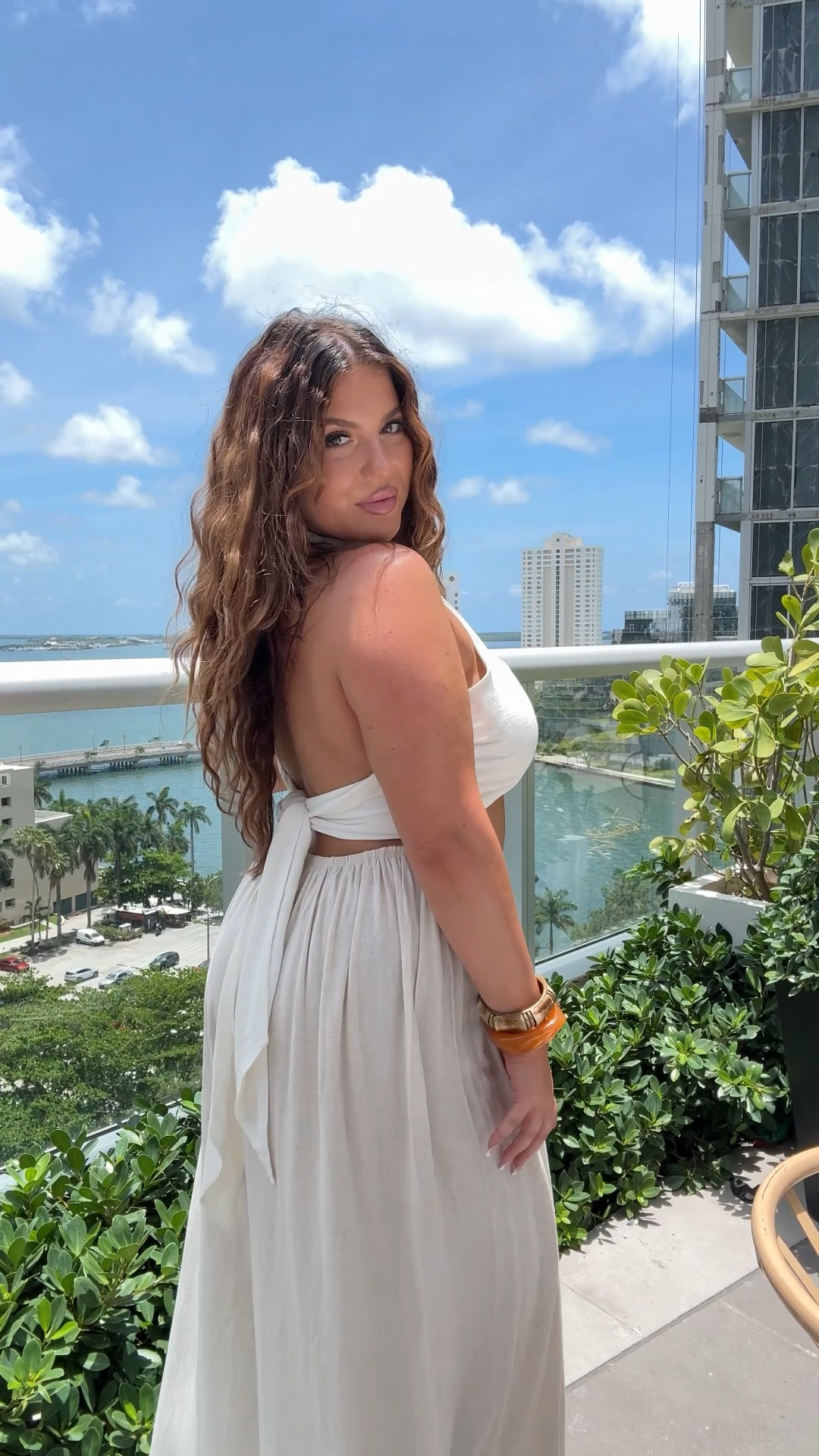 Vacation Outfit Inspo! The midsize girls take Miami Fashion Week!😍🌴 wearing a M in the pants (stretchy runs big) L in the top (which is a set, TTS nonstretch)

#LTKSummerEdit #LTKMidsize #LTKFindsUnder100