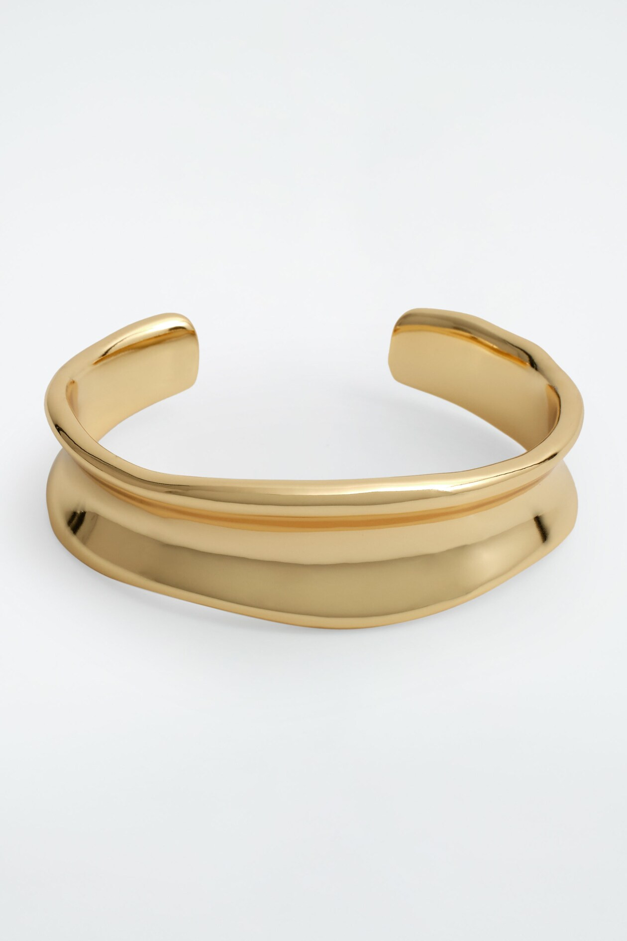 SLIM SCULPTED CUFF - GOLD | COS UK