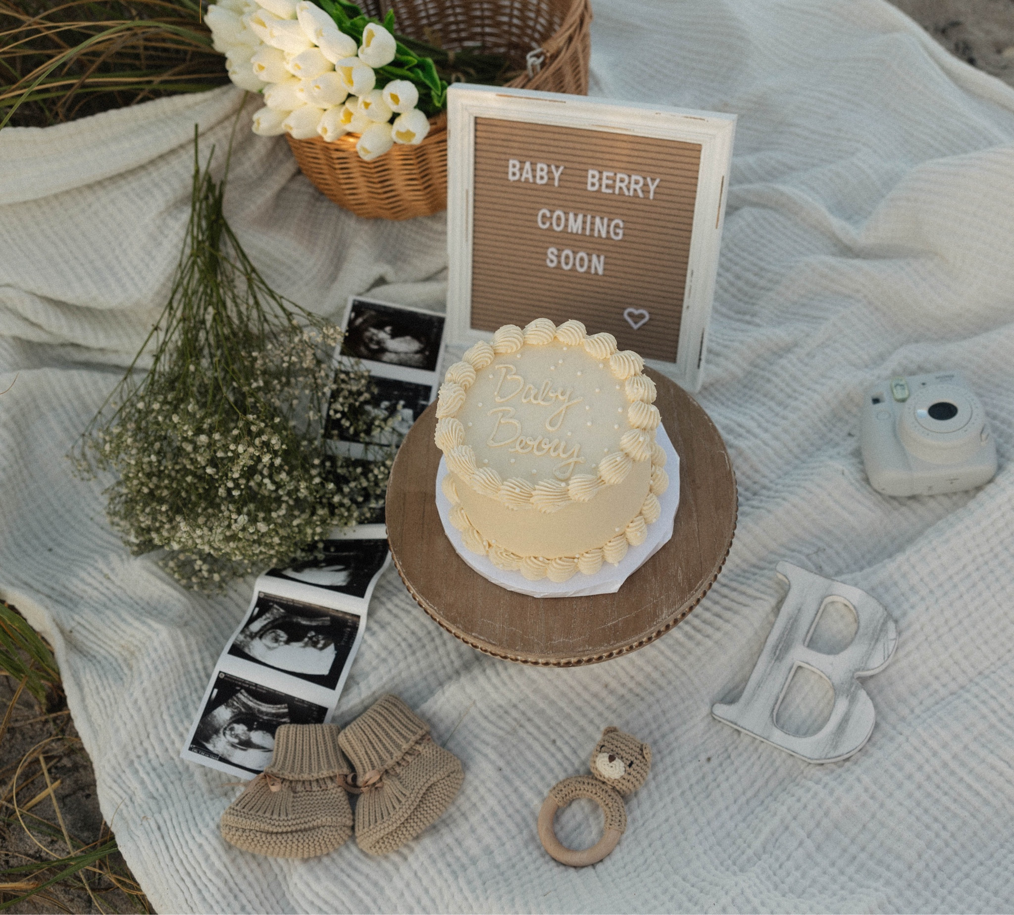 Baby reveal 🧸☁️

#LTKSeasonal #LTKU #LTKBaby