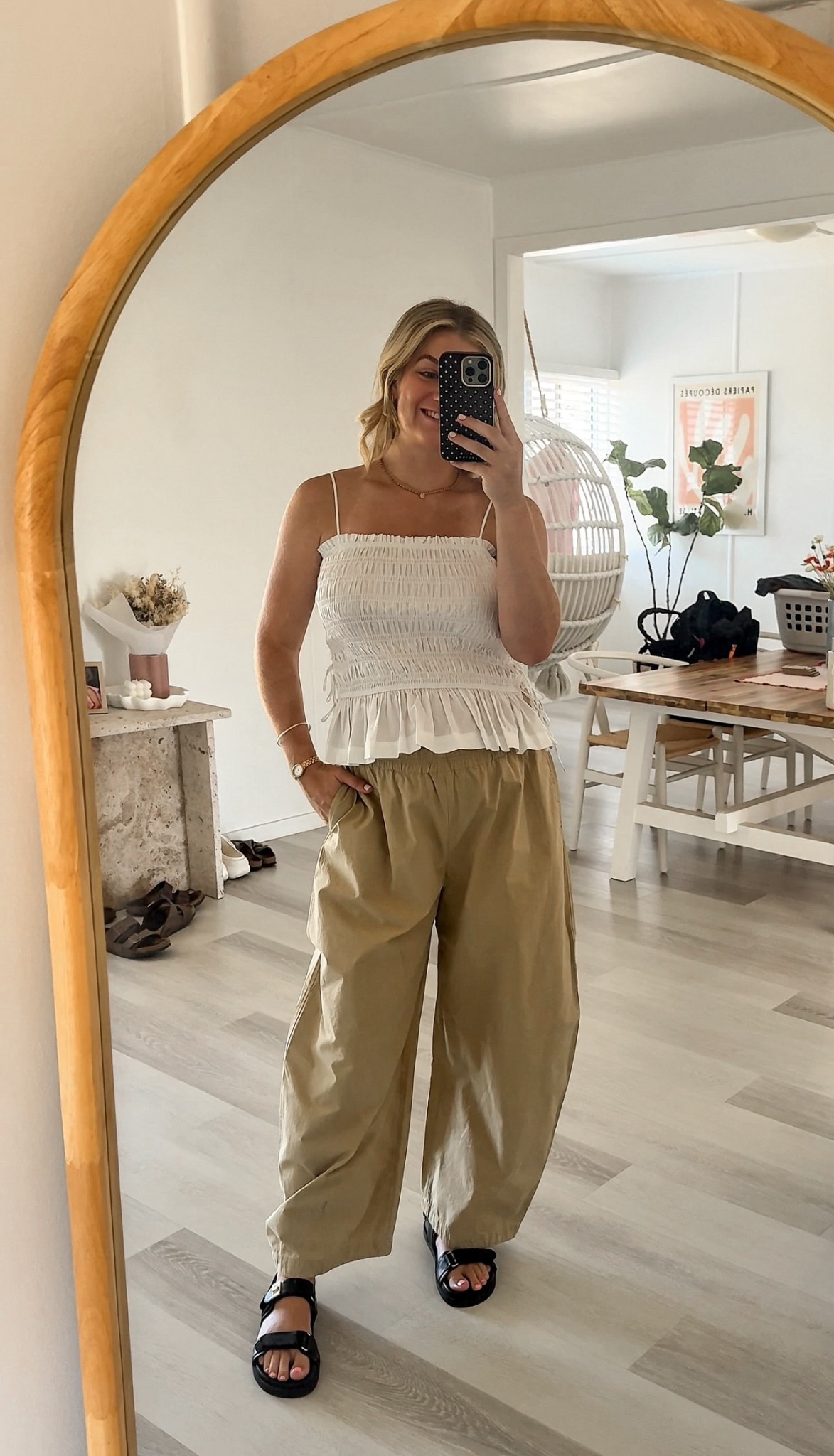 These pants. Have a chokehold on me  

#LTKmaternity #LTKsummer #LTKaustralia