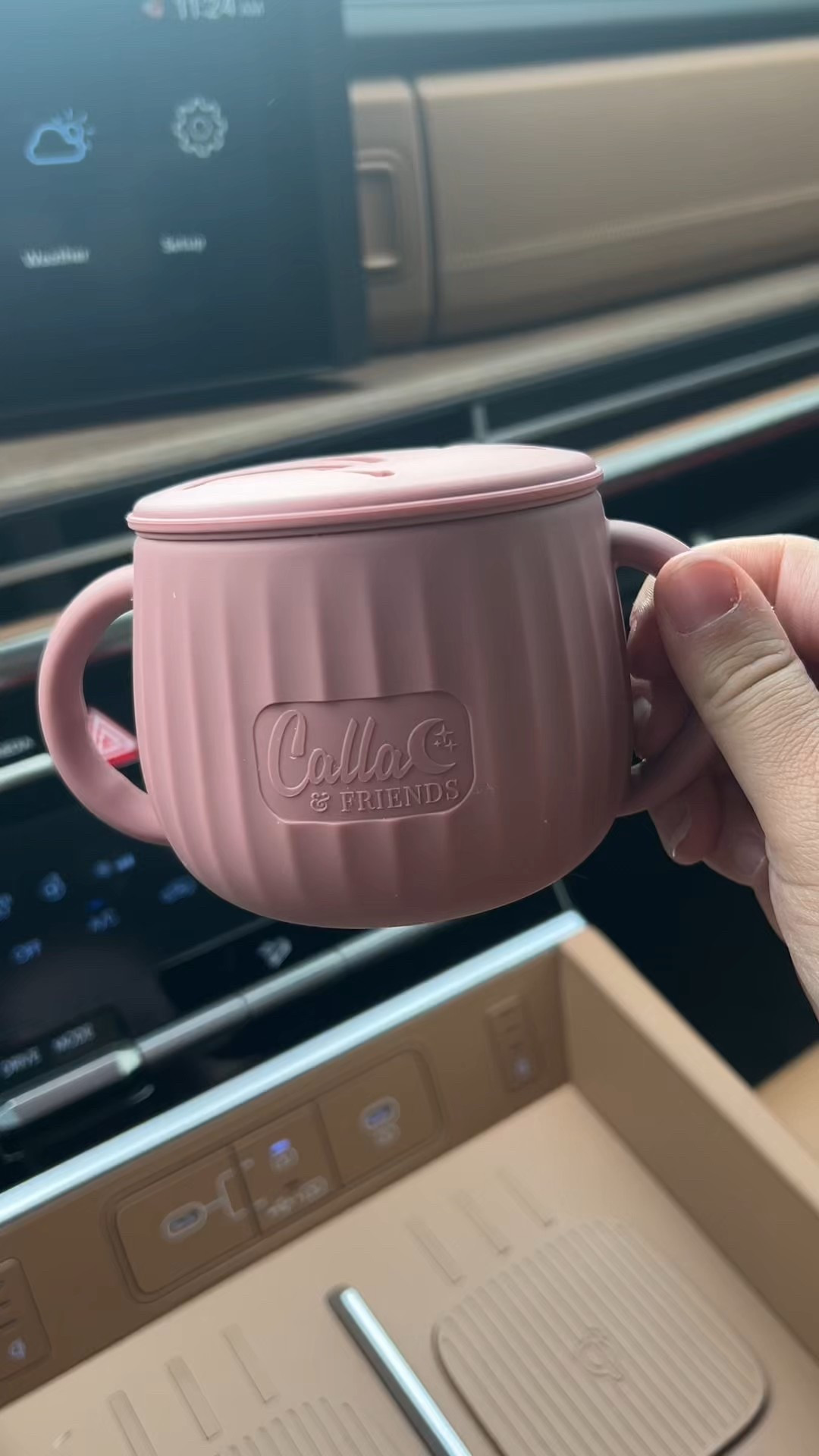 Give the gift of stress-free, mess-free mealtime this holiday season 🎄✨ Our go-to snack cup + sippy cup from @CallaAndFriends makes errands so much easier — durable, nontoxic, and toddler-approved. Linking both on LTK so you can add them to your holiday gift list!
#CallaAndFriends #holidaygifting #siliconemealtime #toddlermealtime #christmas #blackfriday #kidsgiftguide #toddlergiftguide

#LTKGiftGuide #LTKHoliday #LTKmomlife